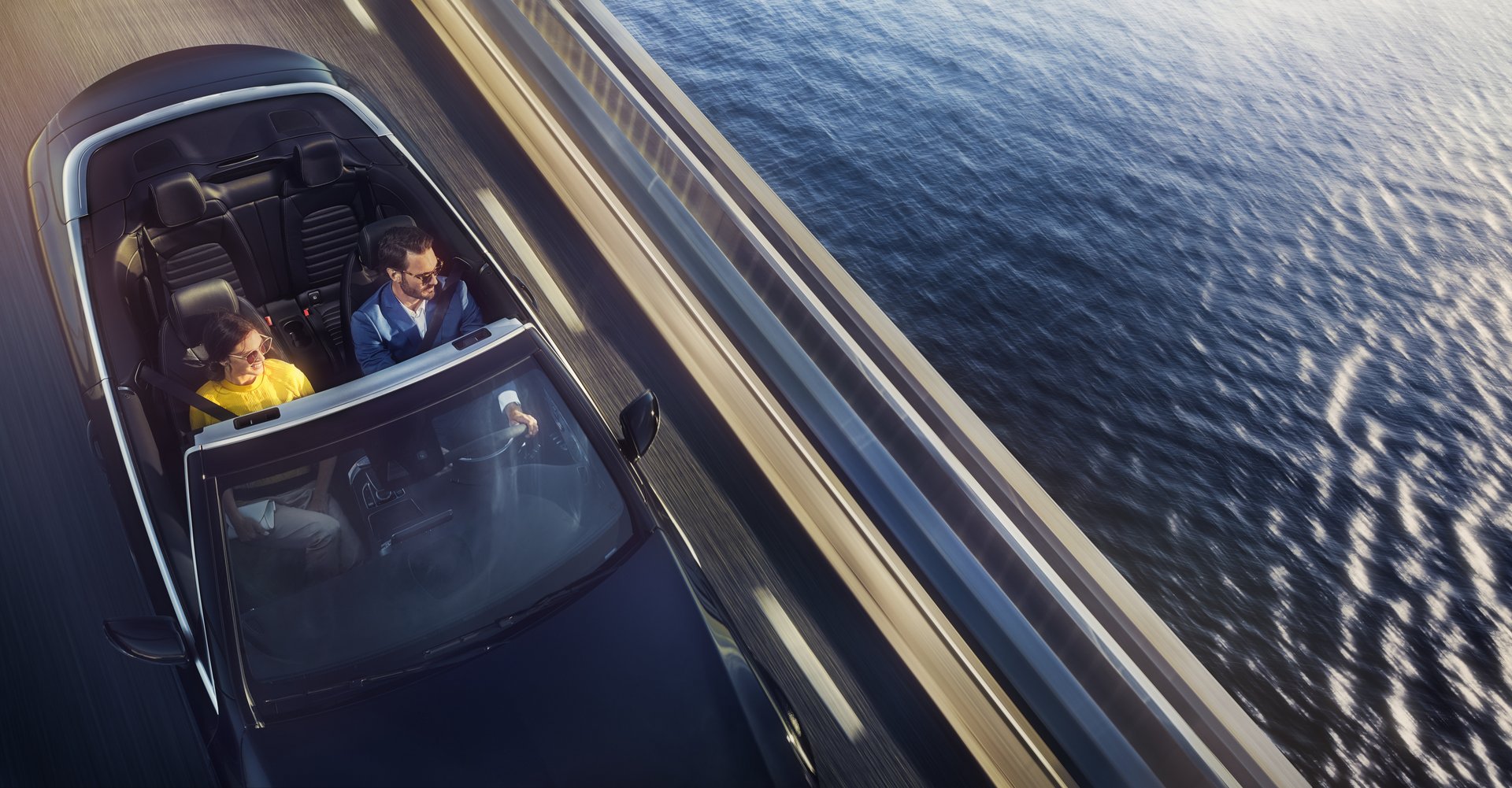 2018 / Service Contracts / Excellent Couple / RGB