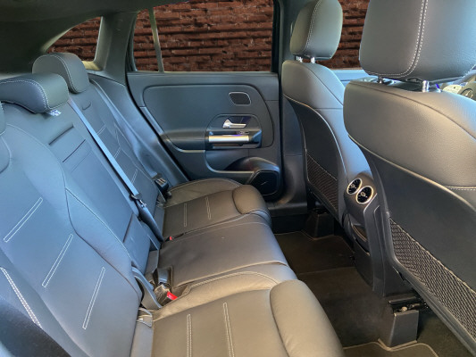 [all]12 Monate Garantie / Gratisservice 10 Jahre oder 100'000 Km ab 1.Inv. / zzgl. Ablieferungspauschale CHF 540.-[/all]


[all]


[/all]&nbsp; AMG Abgasanlage mit 2 runden, hochgl&auml;nzend verchromten DoppelendrohrblendenAMG Driver's PackageAMG Front- und Hecksch&uuml;rzeAMG Track PaceAirbag: Airbag Beifahrer deaktivierbarAirbag: Airbag Fahrer und BeifahrerAirbag: Head-/Thorax-SidebagsAirbag: Knie-Airbag f&uuml;r FahrerAirbag: Seitenairbag f&uuml;r Fahrer und BeifahrerAntiblockiersystem (ABS)Assist: Aktiver BremssassistentAssist: Aktiver Spurhalte-AssistentAssist: TEMPOMAT mit LimiterDekor: Zierelemente mit CarbonstrukturECO Start-Stopp-FunktionElektronisches Stabilit&auml;ts-Programm (ESP)Erste-Hilfe-Kasten und WarndreieckFahrzeugschl&uuml;ssel mit dekorativer ChromeinfassungGarantie: MERCEDES-SWISS-INTEGRALGep&auml;cknetz im BeifahrerfussraumGetriebe: 8-Stufen-Automat AMG SPEEDSHIFT DCTKEYLESS GO Start FunktionKlima: Klimatisierungsautomatik THERMOTRONICLackierung: Uni-Lackierung PolarweissLenkrad: AMG LenkradtastenLenkrad: AMG Performance Lenkrad in Leder Nappa/Microfaser DINAMICALicht: LED High Performance-ScheinwerferMERCEDES-BENZ MOBILIT&Auml;TMedia: Digitales Radio (DAB)Paket: Advantage-PaketPolster: Ledernachbildung ARTICO/Mikrofaser DINAMICARegensensor f&uuml;r Scheibenwischer vorneReifendruck-KontrollanzeigeRemote ServicesR&auml;der: AMG Leichtmetallr&auml;der 20" im 5-Doppelspeichen-DesignServolenkung geschwindigkeitsabh&auml;ngigTIREFIT mit Reifenf&uuml;llkompressor AMG Einstiegsleisten mit AMG Schriftzug und BeleuchtungAirbag: Seitenairbags hintenAssist: VerkehrszeichenerkennungDachreling schwarzDiebstahlwarnanlage mit Innenraum-EASY-PACK-HeckklappeGUARD 360 Fahrzeugsicherung PlusDiebstahlwarnanlage mit Innenraum-Lackierung: Metallic-LackierungLicht: Adaptiver Fernlicht-Assistent PlusLicht: MULTIBEAM LED ScheinwerferLicht: Umfeldbeleuchtung mit Projektion des MarkenlogosMBUX Interieur-AssistentMedia: Burmester Surround SoundsystemMedia: Head-Up DisplayMedia: Konnektivit&auml;ts-Paket NavigationMedia: FestplattennavigationMedia: Vorr&uuml;stung f&uuml;r NavigationsdiensteMedia: MBUX Augmented Reality f&uuml;r NavigationMedia: Smartphone-IntergrationMedia: Vorr&uuml;stung f&uuml;r Live Traffic InformationMedia: Vorr&uuml;stung f&uuml;r NavigationsdienstePaket: AMG Sport-Paket BlackW&auml;rmed&auml;mmendes Glas, ab B-S&auml;ule dunkel get&ouml;ntPaket: AMG Sport-Paket Black IIPaket: ENERGIZING PaketPaket: Fahrassistenz-Paket ohne PRE-SAFEAssist: Aktiver Geschwindigkeitslimit-AssistentAssist: Aktiver Lenk-AssistentAssist: Aktiver Park-Assistent mit DISTRONICAssist: Aktiver Spurwechsel-AssistentAssist: Automatische Wiederanfahrt im StauAssist: Streckenbasierte GeschwindigkeitsanpassungPaket: Komfort-PaketPaket: MBUX Innovations-PaketMBUX Interieur-AssistentMedia: Head-Up DisplayPaket: Park-Paket mit 360&deg; -KameraAssist: 360-KameraAssist: Aktiver Parkassistent inkl. PARKTRONICPaket: Premium-Plus-PaketMedia: Media-DisplayVolldigitales Instrumenten-DisplayPanorama-SchiebedachR&auml;der: AMG Leichtmetallr&auml;der im Kreuzpeichen-design, 21JR&auml;der: SommerreifenSitze: 4-Wege-Lordosenst&uuml;tzeSitze: Fondsitze l&auml;ngs verstellbarSitze: Mittelarmlehne hintenSitze: Sitzheizung f&uuml;r Fahrer und BeifahrerSitze: Sportsitze vorneVolldigitales Instrumenten-DisplayVorbereitung f&uuml;r Anh&auml;ngevorrichtung