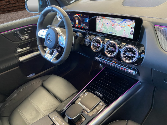 [all]12 Monate Garantie / Gratisservice 10 Jahre oder 100'000 Km ab 1.Inv. / zzgl. Ablieferungspauschale CHF 540.-[/all]


[all]


[/all]&nbsp; AMG Abgasanlage mit 2 runden, hochgl&auml;nzend verchromten DoppelendrohrblendenAMG Driver's PackageAMG Front- und Hecksch&uuml;rzeAMG Track PaceAirbag: Airbag Beifahrer deaktivierbarAirbag: Airbag Fahrer und BeifahrerAirbag: Head-/Thorax-SidebagsAirbag: Knie-Airbag f&uuml;r FahrerAirbag: Seitenairbag f&uuml;r Fahrer und BeifahrerAntiblockiersystem (ABS)Assist: Aktiver BremssassistentAssist: Aktiver Spurhalte-AssistentAssist: TEMPOMAT mit LimiterDekor: Zierelemente mit CarbonstrukturECO Start-Stopp-FunktionElektronisches Stabilit&auml;ts-Programm (ESP)Erste-Hilfe-Kasten und WarndreieckFahrzeugschl&uuml;ssel mit dekorativer ChromeinfassungGarantie: MERCEDES-SWISS-INTEGRALGep&auml;cknetz im BeifahrerfussraumGetriebe: 8-Stufen-Automat AMG SPEEDSHIFT DCTKEYLESS GO Start FunktionKlima: Klimatisierungsautomatik THERMOTRONICLackierung: Uni-Lackierung PolarweissLenkrad: AMG LenkradtastenLenkrad: AMG Performance Lenkrad in Leder Nappa/Microfaser DINAMICALicht: LED High Performance-ScheinwerferMERCEDES-BENZ MOBILIT&Auml;TMedia: Digitales Radio (DAB)Paket: Advantage-PaketPolster: Ledernachbildung ARTICO/Mikrofaser DINAMICARegensensor f&uuml;r Scheibenwischer vorneReifendruck-KontrollanzeigeRemote ServicesR&auml;der: AMG Leichtmetallr&auml;der 20" im 5-Doppelspeichen-DesignServolenkung geschwindigkeitsabh&auml;ngigTIREFIT mit Reifenf&uuml;llkompressor AMG Einstiegsleisten mit AMG Schriftzug und BeleuchtungAirbag: Seitenairbags hintenAssist: VerkehrszeichenerkennungDachreling schwarzDiebstahlwarnanlage mit Innenraum-EASY-PACK-HeckklappeGUARD 360 Fahrzeugsicherung PlusDiebstahlwarnanlage mit Innenraum-Lackierung: Metallic-LackierungLicht: Adaptiver Fernlicht-Assistent PlusLicht: MULTIBEAM LED ScheinwerferLicht: Umfeldbeleuchtung mit Projektion des MarkenlogosMBUX Interieur-AssistentMedia: Burmester Surround SoundsystemMedia: Head-Up DisplayMedia: Konnektivit&auml;ts-Paket NavigationMedia: FestplattennavigationMedia: Vorr&uuml;stung f&uuml;r NavigationsdiensteMedia: MBUX Augmented Reality f&uuml;r NavigationMedia: Smartphone-IntergrationMedia: Vorr&uuml;stung f&uuml;r Live Traffic InformationMedia: Vorr&uuml;stung f&uuml;r NavigationsdienstePaket: AMG Sport-Paket BlackW&auml;rmed&auml;mmendes Glas, ab B-S&auml;ule dunkel get&ouml;ntPaket: AMG Sport-Paket Black IIPaket: ENERGIZING PaketPaket: Fahrassistenz-Paket ohne PRE-SAFEAssist: Aktiver Geschwindigkeitslimit-AssistentAssist: Aktiver Lenk-AssistentAssist: Aktiver Park-Assistent mit DISTRONICAssist: Aktiver Spurwechsel-AssistentAssist: Automatische Wiederanfahrt im StauAssist: Streckenbasierte GeschwindigkeitsanpassungPaket: Komfort-PaketPaket: MBUX Innovations-PaketMBUX Interieur-AssistentMedia: Head-Up DisplayPaket: Park-Paket mit 360&deg; -KameraAssist: 360-KameraAssist: Aktiver Parkassistent inkl. PARKTRONICPaket: Premium-Plus-PaketMedia: Media-DisplayVolldigitales Instrumenten-DisplayPanorama-SchiebedachR&auml;der: AMG Leichtmetallr&auml;der im Kreuzpeichen-design, 21JR&auml;der: SommerreifenSitze: 4-Wege-Lordosenst&uuml;tzeSitze: Fondsitze l&auml;ngs verstellbarSitze: Mittelarmlehne hintenSitze: Sitzheizung f&uuml;r Fahrer und BeifahrerSitze: Sportsitze vorneVolldigitales Instrumenten-DisplayVorbereitung f&uuml;r Anh&auml;ngevorrichtung