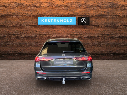 [all]Werksgarantie bis 05.08.2028 / Gratisservice 10 Jahre oder 100'000 Km, Reparaturservice 3 Jahre oder 100'000 Km ab 1.Inv. / zzgl. Ablieferungspauschale CHF 540.-[/all]


[all]


[/all]&nbsp; AVANTGARDE ExterieurAVANTGARDE InterieurAirbag: Airbag Fahrer und BeifahrerAirbag: Automatische Beifahrerairbag-AbschaltungAirbag: KneebagAirbag: MittenairbagAirbag: Seitenairbag f&uuml;r Fahrer und BeifahrerAntiblockiersystem (ABS)Assist: Aktiver Spurhalte-AssistentAssist: COLLISION PREVENTION ASSIST PLUSAssist: Fussg&auml;ngerschutzAssist: Mercedes-Benz NotrufsystemAssist: R&uuml;ckfahrkameraAssist: Vorr&uuml;stung f&uuml;r DISTRONICAussenspiegel elektrisch anklappbarElektrische Fensterheber vorneElektronisches Stabilit&auml;ts-Programm (ESP)FahrerbeobachtungskameraFingerabdruckscannerGarantie: 3 Jahre oder 100 000 kmGetriebe: 9G-TRONIC AutomatikInnen- und Aussenspiegel automatischIntegrierter Startergenerator der zweiten GenerationKEYLESS GOKlima: Klimatisierungsautomatik THERMATICLackierung: Uni-LackierungLicht: LED High Performance-ScheinwerferLicht: Umfeldbeleuchtung mit Projektion des MarkenlogosMedia: Android AutoMedia: Apple CarPlayMedia: Digitales Radio (DAB)Media: Festplatten-NavigationMedia: MBUX MultimediasystemMedia: Vorr&uuml;stung f&uuml;r digitales RadioMotor-Restw&auml;rmenutzungPaket: AVANTGARDE AdvancedPaket: Advanced-PaketPaket: Sitzkomfort-PaketPassive PersonenanwesenheitserinnerungR&auml;der: ReifendruckkontrolleR&auml;der: SommerreifenServolenkungSitze: Sitzbelegungserkennung f&uuml;r FondsitzeWegfahrsperre elektronisch AMG Line ExterieurAMG StylingDachreling glanzeloxiertes AluminiumFahrwerk: Bremssystem mit gr&ouml;sseren Bremsscheiben an der VorderachseFahrwerk:AGILITY CONTROL-Fahrwerk mit selektivemAMG Line InterieurAMG FussmattenDekor: Instrumententafel und Bordkanten in Ledernachbildung ARTICO in NappaoptikLenkrad: Multifunktions-Sportlenkrad in Leder Nappa, unten abgeflacht, im GriffbereichLicht: Ambientebeleuchtung PlusAnh&auml;ngerkupplung mit ESP Anh&auml;ngerstabilisierungLackierung: Metallic-LackierungMedia: Burmester&reg; 4D-Surround-SoundsystemMedia: Head-Up DisplayPaket: AMG Line Advanced PlusLicht: Adaptiver Fernlicht-Assistent PlusMedia: MBUX Augmented Reality f&uuml;r NavigationPaket: Memory-PaketPaket: Fahrassistenz-Paket PlusAssist: Aktiver Lenk-AssistentAssist: Aktiver Spurwechsel-AssistentAssist: Erweitertes automatisches Wiederanfahren im StauPaket: Leder-PaketDekor: Instrumententafel und Bordkanten in Ledernachbildung ARTICO in NappaoptikPolster: Polster Leder schwarzSitze: Sitzklimatisierung vornePaket: Night-Paket mit AMGPaket: Night-PaketPaket: USB-Paket PlusPaket: WinterpaketLenkrad: LenkradheizungScheibenwaschd&uuml;sen beheiztPanorama-SchiebedachR&auml;der: AMG Leichtmetallr&auml;der im Vielspeichen-Design 20''W&auml;rmed&auml;mmend dunkel get&ouml;ntes Glas