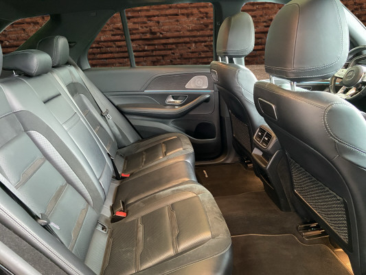 [all]12 Monate Garantie / Gratisservice 10 Jahre oder 100'000 Km ab 1.Inv. / zzgl. Ablieferungspauschale CHF 540.-[/all]


[all]


[/all]&nbsp; AMG Driver's PackageAMG StylingAMG Track PaceAirbag: Airbag Fahrer und BeifahrerAirbag: Knie-Airbag f&uuml;r FahrerAirbag: Seitenairbag f&uuml;r Fahrer und BeifahrerAirbag: Window-KopfairbagsAmbientebeleuchtungAntiblockiersystem (ABS)Assist: Aktiver BremssassistentAssist: Aktiver Spurhalte-AssistentAssist: Mercedes-Benz NotrufsystemAssist: Tempomat mit GeschwindigkeitsbegrenzerAssist: VerkehrszeichenerkennungBremss&auml;ttel rot lackiertDekor: Dashboard und T&uuml;rlinien in Leder NappaDekor: Sicherheitsgurte, grauDekor: Zierelemente Aluminium mit geb&uuml;rsteter Oberfl&auml;cheEASY-PACK-HeckklappeElektronisches Stabilit&auml;ts-Programm (ESP)Fahrwerk: AMG Hinterachs-Sperrdifferenzial elektronischFahrwerk: AMG RIDE CONTROL SportfahrwerkGarantie: MERCEDES-SWISS-INTEGRALGetriebe:9-Stufen-Automat sequentiellKlima: Klimatisierungsautomatik THERMATICLackierung: Uni-LackierungLenkrad: AMG LenkradtastenLicht: Adaptiver Fernlicht-AssistentLicht: LED HeckleuchtenLicht: LED High Performance-ScheinwerferMERCEDES-BENZ MOBILIT&Auml;TMERCEDES-SWISS-INTEGRALMedia: Digitales Radio (DAB)Media: Kabelloses Ladesystem f&uuml;r mobile Endger&auml;teMedia: Kommunikationsmodul (LTE)Media: TouchpadMedia:MBUX MultimediasystemPaket: Park-Paket mit R&uuml;ckfahrkameraPolster: Leder Exklusiv Nappa AMG Style schwarzRegensensor f&uuml;r Scheibenwischer vorneReifendruck-KontrollanzeigeR&auml;der: AMG Leichtmetallr&auml;der 5-Doppelspeichen-Design 21J titangrau gl&auml;nzend und glanzgedrehtR&auml;der: Reifenreparatur-Set (Tire Fit)Scheibenwaschanlage beheizbarServolenkung geschwindigkeitsabh&auml;ngigSitze: 4-Wege-Lordosenst&uuml;tzeVeloursfussmatten Dekor: Innenhimmel Stoff schwarzDekor: Zierelemente Holz Eiche anthrazit offenporigEntfall Typenbezeichnung auf HeckdeckelLackierung: Metallic-LackierungMedia: Burmester Surround SoundsystemMedia: Smartphone-IntergrationPaket: AMG Night-PaketAussenspiegel in HochglanzschwarzDachreling schwarzPaket: KEYLESS-GO Komfort-PaketPaket: Memory-PaketPaket: Park-Paket mit 360 -KameraPaket: Premium-Plus PaketAssist: Totwinkel-AssistentMedia: Burmester Surround SoundsystemMedia: MBUX Augmented Reality f&uuml;r NavigationPaket: ENERGIZING PaketPaket: KEYLESS-GO Komfort-PaketPaket: Memory-PaketPaket: Park-Paket mit 360 -KameraPaket: Spiegel-PaketPanorama-SchiebedachSitze: Sitzheizung f&uuml;r Fahrer und BeifahrerPaket: Spiegel-PaketPanorama-SchiebedachR&auml;der: AMG Leichtmetallr&auml;der Kreuzspeichen-Design 22J titangrau und glanzgedrehtSitze: Sitzheizung f&uuml;r Fahrer und BeifahrerTrittbretter beleuchtet in Aluminiumoptik mit GumminoppenT&uuml;ren: Servoschliessung f&uuml;r T&uuml;ren