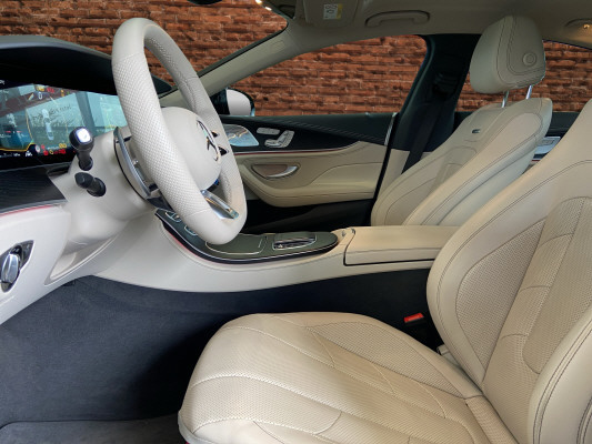 [all]12 Monate Garantie / zzgl. Ablieferungspauschale CHF 540.-[/all]


[all]


[/all]&nbsp; AMG AbrisskanteAMG Fussmatten mit AMG SchriftzugAMG Pedale aus geb&uuml;rstetem Edelstahl mit GumminoppenAMG Track PaceAirbag: Airbags, Thorax-Pelvis-Airbags in den Sitzen und Windowbags f&uuml;r Fahrer und BeifahrerAirbag: Kneebag f&uuml;r FahrerAllradantrieb AMG Performance 4MATIC+ mit variabler LeistungsverteilungAmbientebeleuchtung mit 64 Farben und 3 FarbzonenAssist: Aktiver BremssassistentAssist: Aktiver Spurhalte-AssistentAssist: Geschwindigkeitslimit-AssistentAssist: Mercedes-Benz NotrufsystemBeleuchtete Einstiegsleisten mit Mercedes-Benz Schriftzug und WechselcoverBordkantenzierstab und Fenstereinfassung in Aluminium poliertBrillenfachDekor: Innenhimmel Stoff schwarzFahrwerk: AMG RIDE CONTROL+Fahrwerk: DYNAMIC SELECT mit folgender Fahrprogramm-Auswahl: Comfort, Eco, Sport, Sport+,Garantie: MERCEDES-SWISS-INTEGRALGetriebe: 9G-TRONIC AutomatikGet&ouml;nte W&auml;rmeschutzverglasungHecksch&uuml;rzeKEYLESS GO Start FunktionKatalysator geregeltKlima: 2-Zonen-Klimatisierungsautomatik THERMATICKraftstofftank 80 LiterLackierung: Uni-LackierungLicht: Adaptiver Fernlicht-Assistent PlusLicht: MULTIBEAM LEDMedia: Burmester Surround SoundsystemMedia: Digitaler Radioempfang (DAB/DAB+)Media: Erweiterte Features MBUXMedia: Kabelloses Ladesystem f&uuml;r mobile Endger&auml;teMedia: Kommunikationsmodul (LTE) zur Nutzung von Mercedes me connect DienstenMedia: Konnektivit&auml;ts-Paket NavigationMedia: MBUX Augmented Reality f&uuml;r NavigationMedia: MBUX Multimediasystem, volldigitales Cockpit mit zwei 10,25-Zoll-FarbdisplaysMedia: Smartphone IntegrationMedia: Touchpad in der MittelkonsoleMercedes Stern im K&uuml;hlergrillPRE-SAFE SicherheitssystemPaket: Ablage-PaketPaket: Innenraumlicht-PaketPaket: KEYLESS GO Komfort-PaketPaket: Memory-PaketPaket: Park-Paket mit 360 -KameraPaket: Spiegel-PaketPolster: Leder Nappa AMGReifendruckkontrolleRemote Services Plus mit Fahrzeugkonfiguration und -&uuml;berwachung &uuml;ber die Mercedes me connectR&auml;der: AMG 19 -Leichtmetallrader im 5-Doppelspeichen-DesignSchaltbare AMG Performance AbgasanlageSitze: Fondsitzlehnenklappung [40/20/40]Sitze: Sitzheizung f&uuml;r Fahrer und BeifahrerSitze: i-Size KindersitzbefestigungSitzkomfort-PaketStartergenerator EQ BoostTIREFIT mit Reifenf&uuml;llkompressorVorinstallation f&uuml;r digitale Schl&uuml;ssel&uuml;bertragungWidescreen Cockpit Dekor: Innenhimmel Stoff beigeDekor: Instrumententafel und Bordkanten der T&uuml;ren in Leder NappaDekor: Zierelemente Esche schwarzFahrwerk: AIRMATICLackierung: Metallic-LackierungPaket: AMG DYNAMIC PLUS PaketBremss&auml;ttel rot lackiertFahrwerk: Fahrprogramm AMG DYNAMIC SELECT &laquo;RACE&raquo; mit Drift-ModusLenkrad: AMG Performance Lenkrad in Leder Nappa/Microfaser DINAMICAPaket: AMG Sport-Paket BlackPolster: Leder Nappa AMG enifarbigSitze: Sitzheizung im FondSitze: Sitzklimatisierung vorneStandheizungURBAN GUARD Fahrzeugschutz Plus