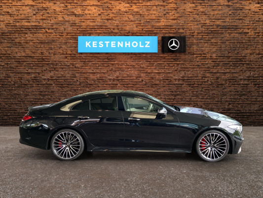 [all]12 Monate Garantie / zzgl. Ablieferungspauschale CHF 540.-[/all]


[all]


[/all]&nbsp; AMG AbrisskanteAMG Fussmatten mit AMG SchriftzugAMG Pedale aus geb&uuml;rstetem Edelstahl mit GumminoppenAMG Track PaceAirbag: Airbags, Thorax-Pelvis-Airbags in den Sitzen und Windowbags f&uuml;r Fahrer und BeifahrerAirbag: Kneebag f&uuml;r FahrerAllradantrieb AMG Performance 4MATIC+ mit variabler LeistungsverteilungAmbientebeleuchtung mit 64 Farben und 3 FarbzonenAssist: Aktiver BremssassistentAssist: Aktiver Spurhalte-AssistentAssist: Geschwindigkeitslimit-AssistentAssist: Mercedes-Benz NotrufsystemBeleuchtete Einstiegsleisten mit Mercedes-Benz Schriftzug und WechselcoverBordkantenzierstab und Fenstereinfassung in Aluminium poliertBrillenfachDekor: Innenhimmel Stoff schwarzFahrwerk: AMG RIDE CONTROL+Fahrwerk: DYNAMIC SELECT mit folgender Fahrprogramm-Auswahl: Comfort, Eco, Sport, Sport+,Garantie: MERCEDES-SWISS-INTEGRALGetriebe: 9G-TRONIC AutomatikGet&ouml;nte W&auml;rmeschutzverglasungHecksch&uuml;rzeKEYLESS GO Start FunktionKatalysator geregeltKlima: 2-Zonen-Klimatisierungsautomatik THERMATICKraftstofftank 80 LiterLackierung: Uni-LackierungLicht: Adaptiver Fernlicht-Assistent PlusLicht: MULTIBEAM LEDMedia: Burmester Surround SoundsystemMedia: Digitaler Radioempfang (DAB/DAB+)Media: Erweiterte Features MBUXMedia: Kabelloses Ladesystem f&uuml;r mobile Endger&auml;teMedia: Kommunikationsmodul (LTE) zur Nutzung von Mercedes me connect DienstenMedia: Konnektivit&auml;ts-Paket NavigationMedia: MBUX Augmented Reality f&uuml;r NavigationMedia: MBUX Multimediasystem, volldigitales Cockpit mit zwei 10,25-Zoll-FarbdisplaysMedia: Smartphone IntegrationMedia: Touchpad in der MittelkonsoleMercedes Stern im K&uuml;hlergrillPRE-SAFE SicherheitssystemPaket: Ablage-PaketPaket: Innenraumlicht-PaketPaket: KEYLESS GO Komfort-PaketPaket: Memory-PaketPaket: Park-Paket mit 360 -KameraPaket: Spiegel-PaketPolster: Leder Nappa AMGReifendruckkontrolleRemote Services Plus mit Fahrzeugkonfiguration und -&uuml;berwachung &uuml;ber die Mercedes me connectR&auml;der: AMG 19 -Leichtmetallrader im 5-Doppelspeichen-DesignSchaltbare AMG Performance AbgasanlageSitze: Fondsitzlehnenklappung [40/20/40]Sitze: Sitzheizung f&uuml;r Fahrer und BeifahrerSitze: i-Size KindersitzbefestigungSitzkomfort-PaketStartergenerator EQ BoostTIREFIT mit Reifenf&uuml;llkompressorVorinstallation f&uuml;r digitale Schl&uuml;ssel&uuml;bertragungWidescreen Cockpit Dekor: Innenhimmel Stoff beigeDekor: Instrumententafel und Bordkanten der T&uuml;ren in Leder NappaDekor: Zierelemente Esche schwarzFahrwerk: AIRMATICLackierung: Metallic-LackierungPaket: AMG DYNAMIC PLUS PaketBremss&auml;ttel rot lackiertFahrwerk: Fahrprogramm AMG DYNAMIC SELECT &laquo;RACE&raquo; mit Drift-ModusLenkrad: AMG Performance Lenkrad in Leder Nappa/Microfaser DINAMICAPaket: AMG Sport-Paket BlackPolster: Leder Nappa AMG enifarbigSitze: Sitzheizung im FondSitze: Sitzklimatisierung vorneStandheizungURBAN GUARD Fahrzeugschutz Plus