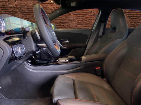 [all]12 Monate Garantie / Gratisservice 10 Jahre oder 100'000 Km ab 1.Inv. / zzgl. Ablieferungspauschale CHF 540.-[/all]


[all]


[/all]&nbsp; AMG Hecksch&uuml;rze mit Chromzierelement und sichtbaren EndrohrblendenAMG VeloursfussmattenAirbag: Airbag Fahrer und BeifahrerAirbag: Automatische Beifahrerairbag-AbschaltungAirbag: Knie-Airbag f&uuml;r FahrerAirbag: Sidebags f&uuml;r Fahrer und Beifahrer (kombinierte Thorax-Pelvis-Airbags)Airbag: Window-KopfairbagsAntiblockiersystem (ABS)Assist: Aktiver BremssassistentAssist: Aktiver Spurhalte-AssistentAssist: Mercedes-Benz NotrufsystemAssist: R&uuml;ckfahrkameraAssist: TEMPOMAT mit LimiterDYNAMIC SELECTDoppelcupholder vorneElektronisches Stabilit&auml;ts-Programm (ESP) mit Antriebsschlupfregel ASRErste-Hilfe-Kasten und WarndreieckFahrwerk: ParameterlenkungGarantie: MERCEDES-SWISS-INTEGRAL PaketGetriebe: Automatisches Doppelkupplungsgetriebe 7G-DCTKlima: Klimatisierungsautomatik THERMATICLicht- und SichtpaketMERCEDES-BENZ MOBILIT&Auml;TMERCEDES-SWISS-INTEGRALMedia: Digitaler Radioempfang (DAB/DAB+)Media: Kommunikationsmodul (LTE) zur Nutzung von Mercedes me connect DienstenMedia: TouchpadPolster: Ledernachbildung ARTICO/Mikrofaser DINAMICARegensensor f&uuml;r Scheibenwischer vorneReifendruck-KontrollanzeigeRemote ServicesR&auml;der: AMG Leichtmetallr&auml;der im 5-Doppelspeichen Design 18JR&auml;der: Reifenreparatur-Set (Tire Fit)Sitze: R&uuml;cksitzlehne geteilt abklappbarTreibstofftank 51L Assist: VerkehrszeichenerkennungEntfall Typenbezeichnung auf HeckdeckelGep&auml;cktrennnetzInnenspiegel und Aussenspiegel links automatisch abblendendKlima: Klimatisierungsautomatik THERMOTRONICLackierung: Metallic-LackierungLicht: Adaptiver Fernlicht-Assistent PlusMedia: Head-Up DisplayMedia: Smartphone-IntergrationPaket: Fahrassistenz-Paket ohne PRE-SAFEAssist: Aktiver Geschwindigkeitslimit-AssistentAssist: Aktiver Lenk-AssistentAssist: Aktiver Park-Assistent mit DISTRONICAssist: Aktiver Spurwechsel-AssistentAssist: Automatische Wiederanfahrt im StauAssist: Streckenbasierte GeschwindigkeitsanpassungPaket: Laderaum-PaketPaket: Premium-Plus-PaketAmbientebeleuchtungBeleuchtete Einstiegsleisten mit Mercedes-Benz Schriftzug und WechselcoverDigitales 10-Zoll-InstrumentendisplayLicht: MULTIBEAM LED ScheinwerferMedia: 10-Zoll-Media-DisplayMedia: FestplattennavigationPaket: KEYLESS-GO Komfort-PaketPaket: Park-Paket mit R&uuml;ckfahrkamera inkl.Paket: Spiegel-PaketPanorama-SchiebedachSitze: 4-Wege-Lordosenst&uuml;tzeSitze: Beifahrersitz elektrisch verstellbar mit Memory-FunktionSitze: Fahrersitz elektrisch verstellbar mit MemorySitze: Vordersitze heizbarPaket: Spiegel-PaketPaket: Sport-Paket Black f&uuml;r AMG LineAussenspiegel in HochglanzschwarzDiamantgrill mit verchromten Pins und LamelleR&auml;der: AMG Leichtmetallr&auml;der im 5-Doppelspeichen Design 18JR&auml;der: SommerreifenSitze: Mittelarmlehne hintenVorbereitung f&uuml;r Anh&auml;ngevorrichtungW&auml;rmed&auml;mmendes Glas, ab B-S&auml;ule dunkel get&ouml;nt