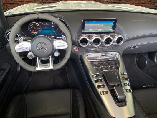 [all]12 Monate Garantie / Gratisservice 10 Jahre oder 100'000 Km ab 1.Inv. / zzgl. Ablieferungspauschale CHF 540.-[/all]


[all]

[/all]&nbsp; AMG DRIVE UNITAMG EinstiegleistenAMG KombiinstrumentAMG Performance-AbgasanlageAblagen in den T&uuml;renAirbag: Airbag Fahrer und BeifahrerAirbag: Automatische Beifahrerairbag-AbschaltungAirbag: Knie-Airbag f&uuml;r Fahrer und BeifahrerAirbag: Seiten- und Beckenairbag (Pelvisbag)Airbag: Window-KopfairbagsAntiblockiersystem (ABS)Antriebsschlupfregelung (ASR)Assist: ATTENTION ASSIST (Aufmerksamkeitsassistent)Assist: Aktiver BremssassistentAssist: NotrufsystemAssist:ADAPTIVE BRAKE mit HOLD-Funktion und BerganfahrhilfeAssist:Reifendruck-KontrollanzeigeBeleuchtetes und abschliessbares HandschuhfachBremss&auml;ttel silber lackiertDekor: Dachhimmel schwarzDekor:Aluminium-ApplikationenDoppelcupholderECO Start-Stopp-FunktionElektrische Fensterheber vorne mitElektronisches Stabilit&auml;ts-Programm (ESP)Fahrwerk: AMG HinterachslenkungFahrwerk:AMG Hochleistungs-BremsanlageFahrwerk:AMG RIDE CONTROL SportfahrwerkFahrwerk:MG Hinterachs-SperrdifferenzialGetriebe: Sequentielles 7-Gang-Getriebe mitHeckfl&uuml;gelKEYLESS GO Start FunktionKatalysator geregeltKindersitzerkennung im BeifahrersitzKlima:Klimatisierungsautomatik THERMOTRONICLackierung: Uni-LackierungLenkrad:AMG LenkradtastenLenkrad:AMG Performance Lenkrad in Leder Nappa/Lenks&auml;ule in H&ouml;he und Tiefe einstellbarLicht: Fahrlichtassistent (automatisches Fahrlicht)Licht: LED Blinker im AussenspiegelLicht: LED HeckleuchtenLicht: LED High Performance-ScheinwerferLicht: LED-TagfahrlichtLicht:Adaptives BremslichtMedia: Digitaler Radioempfang (DAB/DAB+)Media: Kommunikationsmodul (LTE)Media:Audio 20 USB Mulimediasystem mit FarbdisplayMittelkonsole mit AblagefachPaket: Memory-Paket (Vordersitze, Lenks&auml;ule undPollenfilter (Staubfilter)Polster: Polsterung Leder NappaRegensensor f&uuml;r Scheibenwischer vorneReiserechnerR&auml;der: SommerreifenR&auml;der:AMG Leichtmetallr&auml;der im 10-Speichen-R&auml;der:AMG Leichtmetallr&auml;der im 5-Doppel-ServolenkungSitze: 3-Punkt-Sicherheitsgurte auf allen Pl&auml;tzenSitze: Armlehne vorne mit AblagefachSitze:AMG SportsitzeSitze:Gurtstraffer vorneSitze:Vordersitze heizbarSonnenblende Fahrer und Beifahrerseite mit beleuchtetem SpiegelSteckdose 12VVerbandskastenVerdeck schwarzVolldigitales Instrumenten-DisplayWarnweste f&uuml;r FahrerWartungsintervall-AnzeigeW&auml;rmeschutzverglasung AIRSCARF KopfraumheizungAssist: Abstandsregel-Tempomat DISTRONIC PLUSAssist: PRE-SAFE SicherheitssystemAssist: Totwinkel-AssistentDekor: AMG Zierelemente CarbonDekor: Dachhimmel designo in DINAMICA schwarzKraftstofftank 75 LiterLackierung: Sonderlackierung designo metallicLenkrad: AMG Performance Lenkrad in Microfaser DINAMICALicht: Adaptiver Fernlicht-AssistentMedia: Burmester Surround SoundsystemMedia: COMAND Online Multimedia-SystemMedia: Media Interface Kabel KitMedia: Smartphone IntegrationMedia:Vorr&uuml;stung f&uuml;r Ladeerhaltungsger&auml;tPaket: AMG DYNAMIC PLUS PaketPaket: KEYLESS-GO-PaketKEYLESS GOKofferraum-FernschliessungPaket: Memory-Paket mit AMG Performance SitzeSitze: Beifahrersitz elektrisch verstellbar mit Memory-FunktionSitze:Fahrersitz elektrisch verstellbar mit Memoryschaltung, inkl. Lenks&auml;ule und AussenspiegelSitze:Lordosenverstellung (4-Wege) f&uuml;r Fahrer und BeifahrerPaket: Park-Paket mit R&uuml;ckfahrkamera inkl.Assist: Park Distance Control PARKTRONICAssist: R&uuml;ckfahrkamera mit HilfslinienAssist:FrontkameraPaket: Spiegel-PaketAussenspiegel rechts und links beheizt,elektrisch verstell- / und einklappbarInnen- und Aussenspiegel fahrerseitig automatisch abblendbarLicht: Bodenbeleuchtung in den AussenspiegelnPaket:AMG Night-PaketPolster: Polsterung Leder Exklusiv NappaR&auml;der: Reifenreparatur-Set (Tire Fit)R&auml;der:AMG Schmieder&auml;der im Kreuzspeichen-Sitze: AMG Performance SitzeSitze: Vordersitze klimatisiertWindschott
