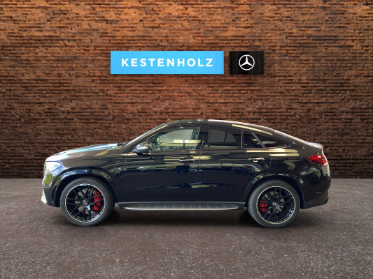 [all]12 Monate Garantie / Gratisservice 10 Jahre oder 100'000 Km ab 1.Inv. / zzgl. Ablieferungspauschale CHF 540.-[/all]


[all]

[/all]&nbsp; AIRMATIC-PaketAMG Frontsch&uuml;rzen-Flics in Hochglanz-Schwarz und verbesserte Lufteinl&auml;sseAMG FussmattenAMG Hecksch&uuml;rze mit Diffusor-Optik in Schwarz und Fensterzierleiste in ChromAMG SpoilerlippeAirbag: Airbag Fahrer und BeifahrerAirbag: KneebagAirbag: Seitenairbag f&uuml;r Fahrer und BeifahrerAirbag: Window-KopfairbagsAmbientebeleuchtungAntiblockiersystem (ABS)Assist: Aktiver BremssassistentAssist: Mercedes-Benz NotrufsystemAssist: PRE-SAFE SystemBremssystem mit gr&ouml;sseren Bremsscheiben an der VorderachseDachreling in poliertem AluminiumDekor: Dachhimmel Stoff in KristallgrauDekor: Geb&uuml;rsteter Aluminiumdekor mit leichter L&auml;ngsmaserungDekor: L&uuml;ftungsschlitze schwarz mit silbernen ChromelementenDekor: Sportpedalanlage aus geb&uuml;rstetem Edelstahl mit GumminoppenDekor: T&uuml;rverkleidungselemente hochgl&auml;nzend schwarz mit silbernen Chromumrandungen und SchalternEASY-PACK LaderaumabdeckungEASY-PACK-HeckklappeElektronisches Stabilit&auml;ts-Programm (ESP)Getriebe: AMG SPEEDSHIFT TCT 9GKlima: 2-Zonen-Klimatisierungsautomatik THERMATICKraftstofftank 85 LiterK&uuml;hlergrill mit einer Lamelle mit Silberlackierung, Chromeins&auml;tzen und Stern-Design (Chrom)Lackierung: Uni-Lackierung PolarweissLenkrad: Sport-Multifunktionslenkrad aus Nappaleder, mit Airbag-Verkleidung aus NappalederLicht: Adaptiver Fernlicht-Assistent PlusMERCEDES-BENZ MOBILIT&Auml;TMERCEDES-SWISS-INTEGRALMedia: Burmester Surround SoundsystemMedia: Digitales Radio (DAB)Media: Erweiterte MBUX FunktionenMedia: Kommunikationsmodul (LTE) zur Nutzung von Mercedes me connect DienstenMedia: Vorr&uuml;stung f&uuml;r NavigationsdienstePaket: Interieur ChrompaketPanorama-SchiebedachR&auml;der: ReifendruckkontrolleSerie Privacy-VerglasungServolenkungWeite Radl&auml;ufe vorne und hinten, in der Fahrzeugfarbe gestrichen Anh&auml;ngevorrichtung mit ESP Anh&auml;nger-stabilisierungAssist: Anh&auml;nger-Man&ouml;vrierhilfeDekor: AMG Kohlefaser-ZierleistenLackierung: Metallic-LackierungMAGIC VISION CONTROLMBUX Interieur-AssistentPaket: AMG DYNAMIC PLUS PaketBremss&auml;ttel rot lackiertFahrwerk: AMG ACTIVE RIDE CONTROLLenkrad: AMG LenkradtastenLenkrad: AMG Performance Lenkrad in Leder Nappa/Microfaser DINAMICAPaket: AMG Night-PaketAussenspiegelgeh&auml;use in HochglanzschwarzBordkantenzierst&auml;be und Fenstereinfassungen in HochglanzschwarzDachreling schwarzDunkel get&ouml;nte W&auml;rmeschutzverglasungPaket: Akustik-Komfort-PaketPaket: Fahrassistenz-Paket PLUSPolster: AMG Exclusive Nappaleder schwarzR&auml;der: 22'' AMG Schmieder&auml;der im Kreuzspeichen-DesignSeitentaschen im FondSitze: Sitzheizung im FondTrennnetz f&uuml;r Kofferraum zur Abtrennung und als SchutzvorrichtungTrittbretter beleuchtet in Aluminiumoptik mit GumminoppenURBAN GUARD 360&deg; Fahrzeugschutz Plus