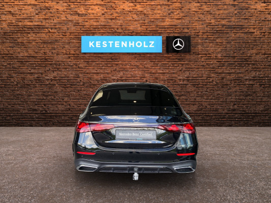 [all]Werksgarantie bis 23.12.2027 / Gratisservice 10 Jahre oder 100'000 Km, Reparaturservice 3 Jahre oder 100'000 Km ab 1.Inv. / zzgl. Ablieferungspauschale CHF 540.-[/all]


[all]

[/all]&nbsp; Ablage-PaketAirbag: Airbag Fahrer und BeifahrerAirbag: Automatische Beifahrerairbag-AbschaltungAirbag: KneebagAirbag: Seitenairbag f&uuml;r Fahrer und BeifahrerAirbag: Window-KopfairbagsAmbientebeleuchtungAntiblockiersystem (ABS)Assist: ATTENTION ASSISTAssist: Aktive Abstands-Assistent DISTRONICAssist: Aktiver Parkassistent inkl. PARKTRONICAssist: Mercedes-Benz NotrufsystemAssist: PRE-SAFE SystemAssist: R&uuml;ckfahrkameraAssist: Totwinkel-AssistentDekor: Innenhimmel Stoff nevagrauDekor: Mittelkonsole Holz Esche schwarz offenporigDekor: Zierelemente Holz Esche schwarz offenporigElektrische Fensterheber vorneElektronische TraktionskontrolleElektronisches Stabilit&auml;ts-Programm (ESP)Fahrwerk:AGILITY CONTROL-Fahrwerk mit selektivemFussmatten VeloursGetriebe: 9G-TRONIC AutomatikKEYLESS-GO mit versenkbaren T&uuml;rgriffenKlima: Klimatisierungsautomatik THERMATICKopfst&uuml;tzenLackierung: Uni-LackierungLicht: Ambientebeleuchtung mit Projektion des MarkenlogosLicht: Drittes BremslichtLicht: LED High Performance-ScheinwerferMERCEDES-BENZ MOBILIT&Auml;TMERCEDES-SWISS-INTEGRALMedia: Digitales Radio (DAB)Media: MBUX Multimediasystem PremiumPaket: AVANTGARDE AdvancedPolster: Polster Ledernachbildung ARTICO/Stoff Ljusdal schwarzProgressives, dynamisches Design von Front- und Hecksch&uuml;rze, beide mit Zierleisten in Chrom,R&auml;der: Leichtmetallr&auml;der im 5-Doppelspeichen-Design 17''ServolenkungZentralverriegelung mit Fernbedienung Anh&auml;ngerkupplung mit ESP Anh&auml;ngerstabilisierungFahrwerk: Bremssystem mit gr&ouml;sseren Bremsscheiben an der VorderachseLackierung: Metallic-LackierungMedia: Burmester&reg; 4D-Surround-SoundsystemMedia: Head-Up DisplayPaket: AMG Line Advanced PlusLicht: Adaptiver Fernlicht-Assistent PlusMedia: MBUX Augmented Reality f&uuml;r NavigationPaket: Memory-PaketPaket: Park-Paket mit 360&deg; -KameraPaket: ENERGIZING Paket PlusErh&auml;ltlich in Verbindung mit ENERGIZING Paket PlusPaket: AIR-BALANCE PaketSitze: Armlehnenheizung f&uuml;r Fahrer und BeifahrerSitze: Multikontursitze vorneSitze: Sitzheizung Plus vorneSitze: Sitzklimatisierung vornePaket: Fahrassistenz-Paket PlusAssist: Aktive Lenkrad-KontrolleAssist: Aktiver Abstands-Assistent DISTRONICAssist: Aktiver Geschwindigkeitslimit-AssistentAssist: Aktiver Spurhalte-AssistentPaket: Leder-PaketDekor: Instrumententafel und Bordkanten in Ledernachbildung ARTICO in NappaoptikPaket: Night-PaketAussenspiegelgeh&auml;use in HochglanzschwarzBordkantenzierst&auml;be und Fenstereinfassungen in HochglanzschwarzK&uuml;hlerverkleidung mit Zierelement in Schwarz hochgl&auml;nzend auf der EinzellamelleZierleiste an Front- und Hecksch&uuml;rze in Schwarz hochgl&auml;nzendPaket: USB-Paket PlusPaket: WinterpaketLenkrad: LenkradheizungPanorama-SchiebedachPolster: Polster Leder schwarzW&auml;rmed&auml;mmend dunkel get&ouml;ntes Glas