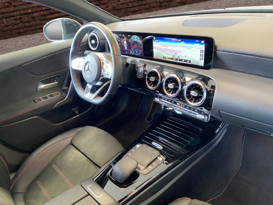 [all]12 Monate Garantie / Gratisservice 10 Jahre oder 100'000 Km ab 1.Inv. / zzgl. Ablieferungspauschale CHF 540.-[/all]


[all]

[/all]&nbsp; AMG Hecksch&uuml;rze mit Chromzierelement und sichtbaren EndrohrblendenAMG VeloursfussmattenAirbag: Airbag Fahrer und BeifahrerAirbag: Automatische Beifahrerairbag-AbschaltungAirbag: Knie-Airbag f&uuml;r FahrerAirbag: Sidebags f&uuml;r Fahrer und Beifahrer (kombinierte Thorax-Pelvis-Airbags)Airbag: Window-KopfairbagsAntiblockiersystem (ABS)Assist: Aktiver BremssassistentAssist: Aktiver Spurhalte-AssistentAssist: Mercedes-Benz NotrufsystemAssist: R&uuml;ckfahrkameraAssist: TEMPOMAT mit LimiterDYNAMIC SELECTDoppelcupholder vorneElektronisches Stabilit&auml;ts-Programm (ESP) mit Antriebsschlupfregel ASRErste-Hilfe-Kasten und WarndreieckFahrwerk: ParameterlenkungGarantie: MERCEDES-SWISS-INTEGRAL PaketGetriebe: Automatisches Doppelkupplungsgetriebe 7G-DCTKlima: Klimatisierungsautomatik THERMATICLicht- und SichtpaketMedia: Kommunikationsmodul (LTE) zur Nutzung von Mercedes me connect DienstenMedia: TouchpadMedia: Vorr&uuml;stung f&uuml;r digitales RadioPolster: Ledernachbildung ARTICO/Mikrofaser DINAMICARegensensor f&uuml;r Scheibenwischer vorneReifendruck-KontrollanzeigeRemote ServicesR&auml;der: AMG Leichtmetallr&auml;der im 5-Doppelspeichen Design 18JR&auml;der: Reifenreparatur-Set (Tire Fit)Sitze: Vordersitze manuell verstellbar Assist: PRE-SAFE SicherheitssystemAssist: VerkehrszeichenerkennungDachhimmel schwarzDekor: Zierelemente Holz Linde schwarz offenporingDigitales 10-Zoll-InstrumentendisplayInnenspiegel und Aussenspiegel links automatisch abblendendKabelloses Ladesystem f&uuml;r SmartphoneKlima: Klimatisierungsautomatik THERMOTRONICLackierung: Metallic-LackierungLicht: Adaptiver Fernlicht-Assistent PlusLicht: MULTIBEAM LED ScheinwerferMedia: Smartphone-IntergrationPaket: Advantage-PaketMedia: 10-Zoll-Media-DisplayMedia: FestplattennavigationPaket: Park-Paket mit R&uuml;ckfahrkamera inkl.Paket: Spiegel-PaketPaket: Fahrassistenz-PaketAssist: PRE-SAFE SicherheitssystemPaket: Park-Paket mit 360 -KameraPaket: Spiegel-PaketPaket: Sport-Paket Black f&uuml;r AMG LineAussenspiegel in HochglanzschwarzDiamantgrill mit verchromten Pins und LamelleR&auml;der: AMG Leichtmetallr&auml;der im Vielspeichen-Design 19J schwarzR&auml;der: SommerreifenSitze: R&uuml;cksitzlehne geteilt abklappbarSitze: Vordersitze heizbarVorbereitung f&uuml;r Anh&auml;ngevorrichtungW&auml;rmed&auml;mmendes Glas, ab B-S&auml;ule dunkel get&ouml;nt