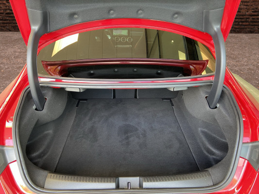 [all]12 Monate Garantie / Gratisservice 10 Jahre oder 100'000 Km ab 1.Inv. / zzgl. Ablieferungspauschale CHF 540.-[/all]


[all]

[/all]&nbsp; AMG Front- und Hecksch&uuml;rzeAirbag: Airbag Beifahrer deaktivierbarAirbag: Airbag Fahrer und BeifahrerAirbag: Knie-Airbag f&uuml;r FahrerAirbag: Window-Kopfairbags f&uuml;r Fahrer, BeifahrerAntiblockiersystem (ABS)Assist: Elektronisches Stabilit&auml;ts-Programm (ESP&reg;)Garantie: MERCEDES-SWISS-INTEGRALGetriebe: Sequentielles 8-Gang-Getriebe mit AutomatikfunktionKlima: Klimatisierungsautomatik THERMOTRONICLackierung: Uni-Lackierung PolarweissMERCEDES-BENZ MOBILIT&Auml;TMERCEDES-SWISS-INTEGRALMedia: 2 7 Zoll-TouchscreensMedia: Digitaler Radioempfang (DAB/DAB+)Remote ServicesR&auml;der: AMG Leichtmetallr&auml;der im 5-Doppelspeichen Design 18JServolenkung geschwindigkeitsabh&auml;ngig AMG VeloursfussmattenAssist: Mercedes-Benz NotrufsystemAssist: VerkehrszeichenerkennungDachhimmel schwarzKEYLESS GOLackierung: Sonderlackierung MANUFAKTUR metallicPaket: Fahrassistenz-Paket ohne PRE-SAFEAssist: Aktiver Geschwindigkeitslimit-AssistentAssist: Aktiver Lenk-AssistentPaket: Leder-Paket AMGPolster: Polster LederPaket: Park-Paket mit 360&deg; -KameraPaket: Park-Paket mit R&uuml;ckfahrkameraPaket: Premium-Plus-PaketPaket: KEYLESS-GO Komfort-PaketPaket: Sport-Paket Black f&uuml;r AMG LineAussenspiegel in HochglanzschwarzDiamantgrill mit verchromten Pins und LamelleR&auml;der: AMG Leichtmetallr&auml;der im 5-Doppelspeichen Design 18JScheibenwaschanlage beheizbarSitze: Sitzlehnen im Fond klappbarSitze: Sportsitze vorneSportbremsanlageWegfall Typkennzeichen auf Gep&auml;ckraumklappeW&auml;rmed&auml;mmendes Glas, ab B-S&auml;ule dunkel get&ouml;nt