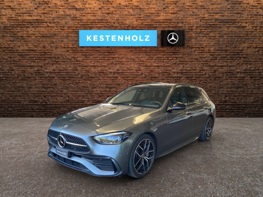 [all]12 Monate Garantie / Gratisservice 10 Jahre oder 100'000 Km ab 1.Inv. / zzgl. Ablieferungspauschale CHF 540.-[/all]


[all]

[/all]&nbsp; AMG Hintere Stossstange mit Diffusoroptik und schwarzen EinlagenAMG LineAMG Seitenverkleidungen in FahrzeugfarbeAMG Vordere Stossstange mit sportlichen Lufteinl&auml;ssen und ChromelementenAirbag: Airbag Fahrer und BeifahrerAirbag: Seitenairbag f&uuml;r Fahrer und BeifahrerAirbag: Window-Kopfairbags f&uuml;r Fahrer, BeifahrerAntiblockiersystem (ABS)Assist: Aktiver BremssassistentAssist: Aktiver Spurhalte-AssistentAssist: Elektronisches Stabilit&auml;ts-Programm (ESP)Assist: Scheibenwischerbl&auml;tter mit RegensensorAssist: TempomatDachreling in poliertem AluminiumDekor: Mittelkonsole in HochglanzschwarzDekor: Zierelemente MetallstrukturDieselpartikelfilterDoppelcupholderEASY-PACK-HeckklappeFahrwerk: DYNAMIC SELECTGetriebe: 9G-TRONIC AutomatikIntegrierter Startergenerator der zweiten GenerationKEYLESS GO Start FunktionLackierung: Uni-Lackierung PolarweissLaderaumabdeckung inklusive EASY-PACK SicherheitsnetzMERCEDES-BENZ MOBILIT&Auml;TMERCEDES-SWISS-INTEGRALMedia: MBUX MultimediasystemMedia: Media Display (11,9 Zoll)Paket: Advantage-PaketPaket: BasispaketPaket: Innenraumlicht-PaketPolster: ARTICO/DINAMICA schwarzPowerdomes auf MotorhaubeRemote ServicesR&auml;der: AMG 18'' Leichtmetallr&auml;der im 5-Speichen-DesignServolenkung geschwindigkeitsabh&auml;ngig Assist: Verkehrszeichen-AssistentDachhimmel schwarzDekor: Mittelkonsole silbergrau mit DiamantmusterEntfernung des Fahrzeugtypenschilds auf dem KofferraumLackierung: Metallic-LackierungLenkrad: LenkradheizungLicht: DIGITAL LIGHT mit LeuchtbandMedia: Erweitertes SoundsystemMedia: MBUX EntertainmentPaket: Fahrassistenz-Paket PlusAssist: Aktive Abstands-Assistent DISTRONICAssist: PRE-SAFE Impuls SeiteAssist: PRE-SAFE SystemPaket: Premium-Plus-PaketKlima: 3-Zonen-Komfort-KlimatisierungsautomatikMedia: MBUX EntertainmentPanorama-SchiebedachPaket: Sport-Paket BlackAMG Frontsch&uuml;rze mit Zierelementen (Fl&uuml;ge) in HochglanzschwarzAussenspiegelgeh&auml;use in HochglanzschwarzDiamantgrill mit Pins in Silber und Einzellamelle in Hochglanzschwarz lackiertHintere Stossstange mit Zierelementen (Fl&uuml;ge) in HochglanzschwarzPaket: WinterpaketLenkrad: LenkradheizungScheibenwaschd&uuml;sen beheiztPanorama-SchiebedachR&auml;der: AMG 19'' Leichtmetallr&auml;der im 5-Doppelspeichen-DesignWindschutzscheibenwaschanlage, beheizt