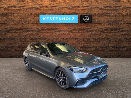 [all]12 Monate Garantie / Gratisservice 10 Jahre oder 100'000 Km ab 1.Inv. / zzgl. Ablieferungspauschale CHF 540.-[/all]


[all]

[/all]&nbsp; AMG Hintere Stossstange mit Diffusoroptik und schwarzen EinlagenAMG LineAMG Seitenverkleidungen in FahrzeugfarbeAMG Vordere Stossstange mit sportlichen Lufteinl&auml;ssen und ChromelementenAirbag: Airbag Fahrer und BeifahrerAirbag: Seitenairbag f&uuml;r Fahrer und BeifahrerAirbag: Window-Kopfairbags f&uuml;r Fahrer, BeifahrerAntiblockiersystem (ABS)Assist: Aktiver BremssassistentAssist: Aktiver Spurhalte-AssistentAssist: Elektronisches Stabilit&auml;ts-Programm (ESP)Assist: Scheibenwischerbl&auml;tter mit RegensensorAssist: TempomatDachreling in poliertem AluminiumDekor: Mittelkonsole in HochglanzschwarzDekor: Zierelemente MetallstrukturDieselpartikelfilterDoppelcupholderEASY-PACK-HeckklappeFahrwerk: DYNAMIC SELECTGetriebe: 9G-TRONIC AutomatikIntegrierter Startergenerator der zweiten GenerationKEYLESS GO Start FunktionLackierung: Uni-Lackierung PolarweissLaderaumabdeckung inklusive EASY-PACK SicherheitsnetzMERCEDES-BENZ MOBILIT&Auml;TMERCEDES-SWISS-INTEGRALMedia: MBUX MultimediasystemMedia: Media Display (11,9 Zoll)Paket: Advantage-PaketPaket: BasispaketPaket: Innenraumlicht-PaketPolster: ARTICO/DINAMICA schwarzPowerdomes auf MotorhaubeRemote ServicesR&auml;der: AMG 18'' Leichtmetallr&auml;der im 5-Speichen-DesignServolenkung geschwindigkeitsabh&auml;ngig Assist: Verkehrszeichen-AssistentDachhimmel schwarzDekor: Mittelkonsole silbergrau mit DiamantmusterEntfernung des Fahrzeugtypenschilds auf dem KofferraumLackierung: Metallic-LackierungLenkrad: LenkradheizungLicht: DIGITAL LIGHT mit LeuchtbandMedia: Erweitertes SoundsystemMedia: MBUX EntertainmentPaket: Fahrassistenz-Paket PlusAssist: Aktive Abstands-Assistent DISTRONICAssist: PRE-SAFE Impuls SeiteAssist: PRE-SAFE SystemPaket: Premium-Plus-PaketKlima: 3-Zonen-Komfort-KlimatisierungsautomatikMedia: MBUX EntertainmentPanorama-SchiebedachPaket: Sport-Paket BlackAMG Frontsch&uuml;rze mit Zierelementen (Fl&uuml;ge) in HochglanzschwarzAussenspiegelgeh&auml;use in HochglanzschwarzDiamantgrill mit Pins in Silber und Einzellamelle in Hochglanzschwarz lackiertHintere Stossstange mit Zierelementen (Fl&uuml;ge) in HochglanzschwarzPaket: WinterpaketLenkrad: LenkradheizungScheibenwaschd&uuml;sen beheiztPanorama-SchiebedachR&auml;der: AMG 19'' Leichtmetallr&auml;der im 5-Doppelspeichen-DesignWindschutzscheibenwaschanlage, beheizt