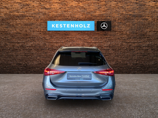 [all]12 Monate Garantie / Gratisservice 10 Jahre oder 100'000 Km ab 1.Inv. / zzgl. Ablieferungspauschale CHF 540.-[/all]


[all]

[/all]&nbsp; AMG Hintere Stossstange mit Diffusoroptik und schwarzen EinlagenAMG LineAMG Seitenverkleidungen in FahrzeugfarbeAMG Vordere Stossstange mit sportlichen Lufteinl&auml;ssen und ChromelementenAirbag: Airbag Fahrer und BeifahrerAirbag: Seitenairbag f&uuml;r Fahrer und BeifahrerAirbag: Window-Kopfairbags f&uuml;r Fahrer, BeifahrerAntiblockiersystem (ABS)Assist: Aktiver BremssassistentAssist: Aktiver Spurhalte-AssistentAssist: Elektronisches Stabilit&auml;ts-Programm (ESP)Assist: Scheibenwischerbl&auml;tter mit RegensensorAssist: TempomatDachreling in poliertem AluminiumDekor: Mittelkonsole in HochglanzschwarzDekor: Zierelemente MetallstrukturDieselpartikelfilterDoppelcupholderEASY-PACK-HeckklappeFahrwerk: DYNAMIC SELECTGetriebe: 9G-TRONIC AutomatikIntegrierter Startergenerator der zweiten GenerationKEYLESS GO Start FunktionLackierung: Uni-Lackierung PolarweissLaderaumabdeckung inklusive EASY-PACK SicherheitsnetzMERCEDES-BENZ MOBILIT&Auml;TMERCEDES-SWISS-INTEGRALMedia: MBUX MultimediasystemMedia: Media Display (11,9 Zoll)Paket: Advantage-PaketPaket: BasispaketPaket: Innenraumlicht-PaketPolster: ARTICO/DINAMICA schwarzPowerdomes auf MotorhaubeRemote ServicesR&auml;der: AMG 18'' Leichtmetallr&auml;der im 5-Speichen-DesignServolenkung geschwindigkeitsabh&auml;ngig Assist: Verkehrszeichen-AssistentDachhimmel schwarzDekor: Mittelkonsole silbergrau mit DiamantmusterEntfernung des Fahrzeugtypenschilds auf dem KofferraumLackierung: Metallic-LackierungLenkrad: LenkradheizungLicht: DIGITAL LIGHT mit LeuchtbandMedia: Erweitertes SoundsystemMedia: MBUX EntertainmentPaket: Fahrassistenz-Paket PlusAssist: Aktive Abstands-Assistent DISTRONICAssist: PRE-SAFE Impuls SeiteAssist: PRE-SAFE SystemPaket: Premium-Plus-PaketKlima: 3-Zonen-Komfort-KlimatisierungsautomatikMedia: MBUX EntertainmentPanorama-SchiebedachPaket: Sport-Paket BlackAMG Frontsch&uuml;rze mit Zierelementen (Fl&uuml;ge) in HochglanzschwarzAussenspiegelgeh&auml;use in HochglanzschwarzDiamantgrill mit Pins in Silber und Einzellamelle in Hochglanzschwarz lackiertHintere Stossstange mit Zierelementen (Fl&uuml;ge) in HochglanzschwarzPaket: WinterpaketLenkrad: LenkradheizungScheibenwaschd&uuml;sen beheiztPanorama-SchiebedachR&auml;der: AMG 19'' Leichtmetallr&auml;der im 5-Doppelspeichen-DesignWindschutzscheibenwaschanlage, beheizt