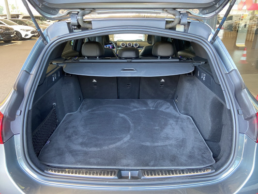 [all]12 Monate Garantie / Gratisservice 10 Jahre oder 100'000 Km ab 1.Inv. / zzgl. Ablieferungspauschale CHF 540.-[/all]


[all]

[/all]&nbsp; AMG Hintere Stossstange mit Diffusoroptik und schwarzen EinlagenAMG LineAMG Seitenverkleidungen in FahrzeugfarbeAMG Vordere Stossstange mit sportlichen Lufteinl&auml;ssen und ChromelementenAirbag: Airbag Fahrer und BeifahrerAirbag: Seitenairbag f&uuml;r Fahrer und BeifahrerAirbag: Window-Kopfairbags f&uuml;r Fahrer, BeifahrerAntiblockiersystem (ABS)Assist: Aktiver BremssassistentAssist: Aktiver Spurhalte-AssistentAssist: Elektronisches Stabilit&auml;ts-Programm (ESP)Assist: Scheibenwischerbl&auml;tter mit RegensensorAssist: TempomatDachreling in poliertem AluminiumDekor: Mittelkonsole in HochglanzschwarzDekor: Zierelemente MetallstrukturDieselpartikelfilterDoppelcupholderEASY-PACK-HeckklappeFahrwerk: DYNAMIC SELECTGetriebe: 9G-TRONIC AutomatikIntegrierter Startergenerator der zweiten GenerationKEYLESS GO Start FunktionLackierung: Uni-Lackierung PolarweissLaderaumabdeckung inklusive EASY-PACK SicherheitsnetzMERCEDES-BENZ MOBILIT&Auml;TMERCEDES-SWISS-INTEGRALMedia: MBUX MultimediasystemMedia: Media Display (11,9 Zoll)Paket: Advantage-PaketPaket: BasispaketPaket: Innenraumlicht-PaketPolster: ARTICO/DINAMICA schwarzPowerdomes auf MotorhaubeRemote ServicesR&auml;der: AMG 18'' Leichtmetallr&auml;der im 5-Speichen-DesignServolenkung geschwindigkeitsabh&auml;ngig Assist: Verkehrszeichen-AssistentDachhimmel schwarzDekor: Mittelkonsole silbergrau mit DiamantmusterEntfernung des Fahrzeugtypenschilds auf dem KofferraumLackierung: Metallic-LackierungLenkrad: LenkradheizungLicht: DIGITAL LIGHT mit LeuchtbandMedia: Erweitertes SoundsystemMedia: MBUX EntertainmentPaket: Fahrassistenz-Paket PlusAssist: Aktive Abstands-Assistent DISTRONICAssist: PRE-SAFE Impuls SeiteAssist: PRE-SAFE SystemPaket: Premium-Plus-PaketKlima: 3-Zonen-Komfort-KlimatisierungsautomatikMedia: MBUX EntertainmentPanorama-SchiebedachPaket: Sport-Paket BlackAMG Frontsch&uuml;rze mit Zierelementen (Fl&uuml;ge) in HochglanzschwarzAussenspiegelgeh&auml;use in HochglanzschwarzDiamantgrill mit Pins in Silber und Einzellamelle in Hochglanzschwarz lackiertHintere Stossstange mit Zierelementen (Fl&uuml;ge) in HochglanzschwarzPaket: WinterpaketLenkrad: LenkradheizungScheibenwaschd&uuml;sen beheiztPanorama-SchiebedachR&auml;der: AMG 19'' Leichtmetallr&auml;der im 5-Doppelspeichen-DesignWindschutzscheibenwaschanlage, beheizt