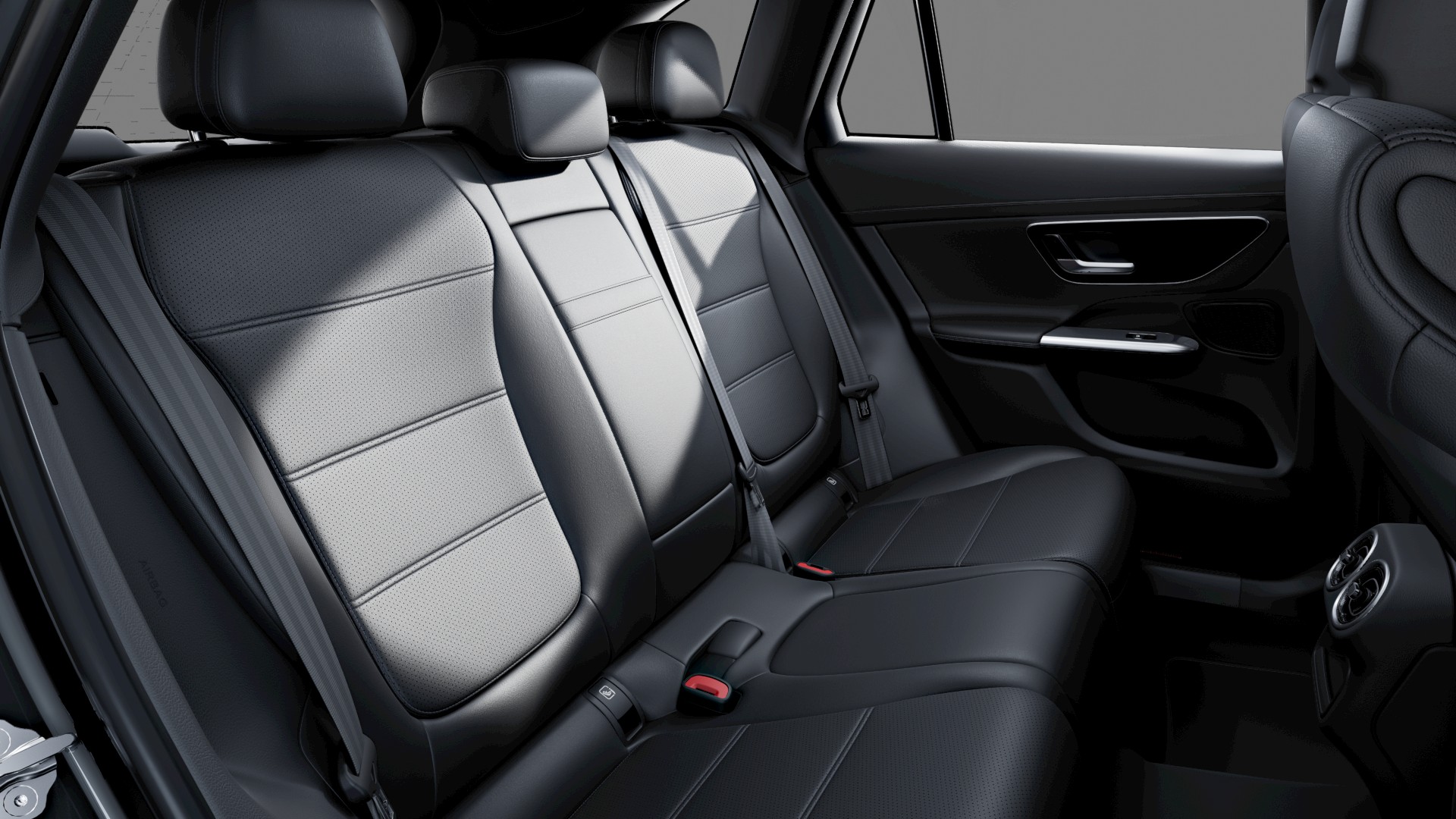Abgasanlage mit zwei fest in den Stossf&auml;nger integrierten, sichtbaren EndrohrblendenAirbag: Airbag Fahrer und BeifahrerAntiblockiersystem (ABS)Assist: Mercedes-Benz NotrufsystemBel&uuml;ftungsd&uuml;sen mit Zierelementen in SilberchromBlende an den B-S&auml;ulen in Schwarz hochgl&auml;nzendBremsanlage mit gr&ouml;sseren Bremsscheiben an der VorderachseDachbedieneinheit in Schwarz hochgl&auml;nzendDekor: Innenhimmel Stoff kristallgrauDekor: Instrumententafel in Schwarz mit KontrastziernahtDekor: Mittelkonsole in HochglanzschwarzDekor: Zierelemente Rautenoptik silbergrauDynamischer Frontstossf&auml;nger mit optischem Unterschutz in Chrom gl&auml;nzend sowie Lufteinl&auml;ssenFahrwerk: AGILITY CONTROL Fahrwerk mit selektivem D&auml;mpfungssystemGarantie: MERCEDES-BENZ MOBILIT&Auml;TGarantie: MERCEDES-SWISS-INTEGRALGetriebe: 9G-TRONIC AutomatikIn Wagenfarbe lackierter Heckstossf&auml;nger mit optischem Unterschutz in Chrom gl&auml;nzendK&uuml;hlerverkleidung mit integriertem Mercedes-Benz Stern sowie Lamelle mit Chromauflage und RahmenLackierung: Uni-LackierungLadekabel f&uuml;r Industriesteckdose, 5m, glattLadekabel f&uuml;r Wallbox und &ouml;ffentliche Ladestationen, 5 m, glatt, 11 kWMedia: Digitales Radio (DAB)Media: Festplatten-NavigationMedia: Kommunikationsmodul (LTE) zur Nutzung von Mercedes me connect DienstenMedia: Vorr&uuml;stung f&uuml;r Live Traffic InformationMedia: Vorr&uuml;stung f&uuml;r NavigationsdiensteOffroad-Fahrprogramm (AnpassungPaket: AVANTGARDE AdvancedAVANTGARDE ExterieurAVANTGARDE InterieurAmbientebeleuchtungAssist: Aktiver Spurhalte-AssistentAssist: Bergabfahrhilfe (DSR)Assist: TempomatDachreling in poliertem AluminiumDekor: Chrom-Paket InterieurDoppelcupholder vorneEASY-PACK LaderaumabdeckungEASY-PACK-HeckklappeFingerabdruckscannerFussmatten VeloursKlima: 2-Zonen-Klimatisierungsautomatik THERMATICLenkrad: Multifunktions-Sportlenkrad in LederLicht: Adaptiver Fernlicht-AssistentLicht: LED High Performance-ScheinwerferMedia: 12,3"-FahrerdisplayMedia: Erweiterte MBUX FunktionenMedia: Kabelloses Ladesystem f&uuml;r mobile Ger&auml;teMedia: MBUX MultimediasystemMedia: MBUX Premium-NavigationMedia: Media Display (11,9 Zoll)Media: Smartphone-IntergrationPaket: Ablage-PaketPaket: Innenraumlicht-PaketPaket: Kofferraum-KomfortpaketPaket: Park-Paket mit R&uuml;ckfahrkameraPaket: Sitzkomfort-PaketPaket: Spiegel-PaketPaket: USBPaketRegensensor f&uuml;r Scheibenwischer vorneRemote ServicesSitze: Sitzheizung f&uuml;r Fahrer und BeifahrerTIREFITVorinstallation f&uuml;r digitale Schl&uuml;ssel&uuml;bertragungWarnweste f&uuml;r FahrerW&auml;rmed&auml;mmend dunkel get&ouml;ntes GlasPolster: Ledernachbildung ARTICO/StoffRadlaufverkleidungen in WagenfarbeRemote und Charging Services PlusR&auml;der: 18'' Leichtmetallr&auml;der im 5-Doppelspeichen-DesignServolenkungSteg zwischen den Heckleuchten in Schwarz hochgl&auml;nzendT&uuml;ren mit Zierelementen in Schwarz hochgl&auml;nzend und Umrandung in Silberchrom sowie SchalternVorklimatisierung &uuml;ber Hochvoltbatterie f&uuml;r Heizen und K&uuml;hlenWechselstromsystem (AC-Laden) Airbag: Seitenairbags hintenAnh&auml;ngevorrichtung mit ESP Anh&auml;ngerstabilisierungAssist: Aktiver Abstands-Assistent DISTRONICAssist: Verkehrszeichen-AssistentDekor: Aluminium schwarz offenporig, Zierelemente HolzDekor: Innenhimmel Stoff schwarzDekor: Instrumententafel und Bordkanten in Ledernachbildung ARTICO in NappaoptikGleichstrom-Ladesystem (DC-Laden) maximal 60 kWLicht: DIGITAL LIGHTLicht: Adaptiver Fernlicht-Assistent PlusPaket: KEYLESS GO Komfort-PaketPaket: Park-Paket mit 360 -KameraAssist: 360-KameraAssist: Aktiver Parkassistent inkl. PARKTRONICAssist: Transparente Motorhaube