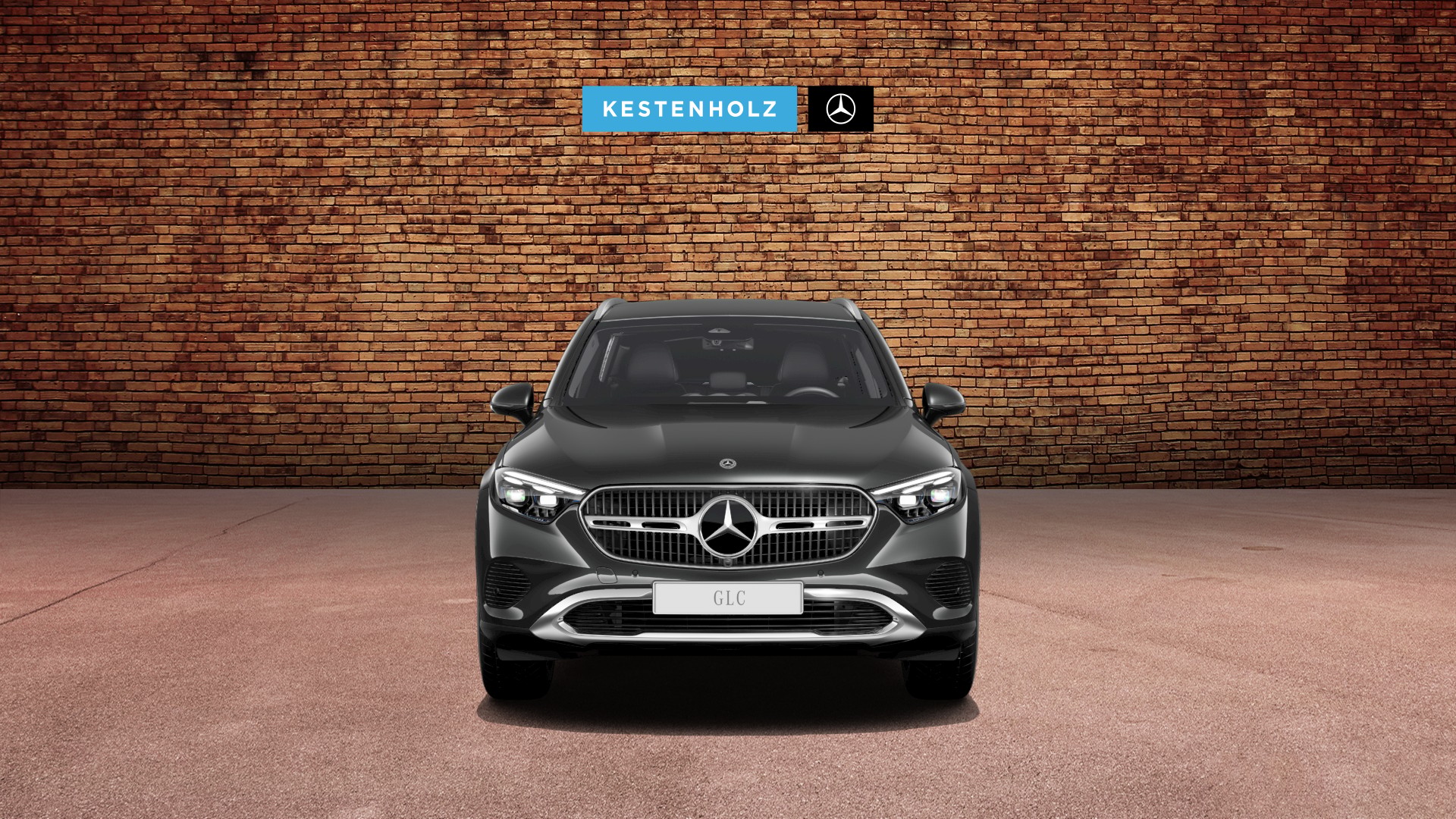 Abgasanlage mit zwei fest in den Stossf&auml;nger integrierten, sichtbaren EndrohrblendenAirbag: Airbag Fahrer und BeifahrerAntiblockiersystem (ABS)Assist: Mercedes-Benz NotrufsystemBel&uuml;ftungsd&uuml;sen mit Zierelementen in SilberchromBlende an den B-S&auml;ulen in Schwarz hochgl&auml;nzendBremsanlage mit gr&ouml;sseren Bremsscheiben an der VorderachseDachbedieneinheit in Schwarz hochgl&auml;nzendDekor: Innenhimmel Stoff kristallgrauDekor: Instrumententafel in Schwarz mit KontrastziernahtDekor: Mittelkonsole in HochglanzschwarzDekor: Zierelemente Rautenoptik silbergrauDynamischer Frontstossf&auml;nger mit optischem Unterschutz in Chrom gl&auml;nzend sowie Lufteinl&auml;ssenFahrwerk: AGILITY CONTROL Fahrwerk mit selektivem D&auml;mpfungssystemGarantie: MERCEDES-BENZ MOBILIT&Auml;TGarantie: MERCEDES-SWISS-INTEGRALGetriebe: 9G-TRONIC AutomatikIn Wagenfarbe lackierter Heckstossf&auml;nger mit optischem Unterschutz in Chrom gl&auml;nzendK&uuml;hlerverkleidung mit integriertem Mercedes-Benz Stern sowie Lamelle mit Chromauflage und RahmenLackierung: Uni-LackierungLadekabel f&uuml;r Industriesteckdose, 5m, glattLadekabel f&uuml;r Wallbox und &ouml;ffentliche Ladestationen, 5 m, glatt, 11 kWMedia: Digitales Radio (DAB)Media: Festplatten-NavigationMedia: Kommunikationsmodul (LTE) zur Nutzung von Mercedes me connect DienstenMedia: Vorr&uuml;stung f&uuml;r Live Traffic InformationMedia: Vorr&uuml;stung f&uuml;r NavigationsdiensteOffroad-Fahrprogramm (AnpassungPaket: AVANTGARDE AdvancedAVANTGARDE ExterieurAVANTGARDE InterieurAmbientebeleuchtungAssist: Aktiver Spurhalte-AssistentAssist: Bergabfahrhilfe (DSR)Assist: TempomatDachreling in poliertem AluminiumDekor: Chrom-Paket InterieurDoppelcupholder vorneEASY-PACK LaderaumabdeckungEASY-PACK-HeckklappeFingerabdruckscannerFussmatten VeloursKlima: 2-Zonen-Klimatisierungsautomatik THERMATICLenkrad: Multifunktions-Sportlenkrad in LederLicht: Adaptiver Fernlicht-AssistentLicht: LED High Performance-ScheinwerferMedia: 12,3"-FahrerdisplayMedia: Erweiterte MBUX FunktionenMedia: Kabelloses Ladesystem f&uuml;r mobile Ger&auml;teMedia: MBUX MultimediasystemMedia: MBUX Premium-NavigationMedia: Media Display (11,9 Zoll)Media: Smartphone-IntergrationPaket: Ablage-PaketPaket: Innenraumlicht-PaketPaket: Kofferraum-KomfortpaketPaket: Park-Paket mit R&uuml;ckfahrkameraPaket: Sitzkomfort-PaketPaket: Spiegel-PaketPaket: USBPaketRegensensor f&uuml;r Scheibenwischer vorneRemote ServicesSitze: Sitzheizung f&uuml;r Fahrer und BeifahrerTIREFITVorinstallation f&uuml;r digitale Schl&uuml;ssel&uuml;bertragungWarnweste f&uuml;r FahrerW&auml;rmed&auml;mmend dunkel get&ouml;ntes GlasPolster: Ledernachbildung ARTICO/StoffRadlaufverkleidungen in WagenfarbeRemote und Charging Services PlusR&auml;der: 18'' Leichtmetallr&auml;der im 5-Doppelspeichen-DesignServolenkungSteg zwischen den Heckleuchten in Schwarz hochgl&auml;nzendT&uuml;ren mit Zierelementen in Schwarz hochgl&auml;nzend und Umrandung in Silberchrom sowie SchalternVorklimatisierung &uuml;ber Hochvoltbatterie f&uuml;r Heizen und K&uuml;hlenWechselstromsystem (AC-Laden) Airbag: Seitenairbags hintenAnh&auml;ngevorrichtung mit ESP Anh&auml;ngerstabilisierungAssist: Aktiver Abstands-Assistent DISTRONICAssist: Verkehrszeichen-AssistentDekor: Aluminium schwarz offenporig, Zierelemente HolzDekor: Innenhimmel Stoff schwarzDekor: Instrumententafel und Bordkanten in Ledernachbildung ARTICO in NappaoptikGleichstrom-Ladesystem (DC-Laden) maximal 60 kWLicht: DIGITAL LIGHTLicht: Adaptiver Fernlicht-Assistent PlusPaket: KEYLESS GO Komfort-PaketPaket: Park-Paket mit 360 -KameraAssist: 360-KameraAssist: Aktiver Parkassistent inkl. PARKTRONICAssist: Transparente Motorhaube