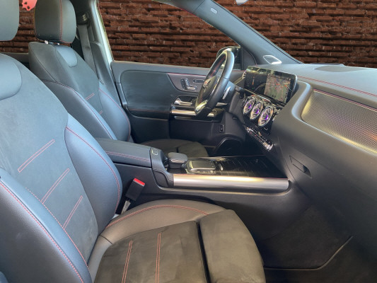 [all]12 Monate Garantie / Gratisservice 10 Jahre oder 100'000 Km ab 1.Inv. / zzgl. Ablieferungspauschale CHF 540.-[/all]


[all]

[/all]&nbsp; Airbag: Airbag Fahrer und BeifahrerAirbag: Seitenairbag f&uuml;r Fahrer und BeifahrerAirbag: Window-Kopfairbags f&uuml;r Fahrer, BeifahrerAmbientebeleuchtungAntiblockiersystem (ABS)Assist: Aktiver BremssassistentAssist: Aktiver Spurhalte-AssistentAssist: Elektronisches Stabilit&auml;ts-Programm (ESP)Assist: Geschwindigkeitslimit-AssistentAssist: R&uuml;ckfahrkameraAssist: Vorr&uuml;stung f&uuml;r OrtungsdienstDachreling in poliertem AluminiumDoppelcupholderEASY-PACK-HeckklappeFahrzeugschl&uuml;ssel: 2 silberfarbenGleichstrom-Ladesystem (DC-Laden) mit 110 kWLackierung: Uni-Lackierung PolarweissLadekabel f&uuml;r Industriesteckdose, 5m, glattLadekabel f&uuml;r Wallbox und &ouml;ffentliche Ladestationen, 5 m, glatt, 11 kWLicht: Adaptiver Fernlicht-Assistent PlusLicht: LED High Performance-ScheinwerferMERCEDES-BENZ MOBILIT&Auml;TMERCEDES-SWISS-INTEGRALMedia: Digitales Radio (DAB)Media: MBUX Multimediasystem mit zwei 7,25-Zoll-MediadisplaysMedia: Vorr&uuml;stung f&uuml;r das Fahrzeug-SetupPaket: Laderaum-PaketPaket: Licht- und SichtpaketPolster: Ledernachbildung ARTICO/Mikrofaser DINAMICA schwarzR&auml;der: TIREFITServolenkungVorr&uuml;stung f&uuml;r IONITYVorr&uuml;stung f&uuml;r Mercedes me ChargeWechselstromsystem (AC-Laden) Anh&auml;ngevorrichtung und ESP mit AntriebsschlupfregelungAssist: VerkehrszeichenerkennungLackierung: Metallic-LackierungMedia: Smartphone-IntergrationPaket: Night-PaketAussenspiegelgeh&auml;use in HochglanzschwarzBordkantenzierst&auml;be und Fenstereinfassungen in HochglanzschwarzDachreling schwarzGet&ouml;nte W&auml;rmeschutzverglasungZierelemente in Schwarz ab der B-S&auml;ulePaket: Premium-Plus-PaketMedia: Burmester Surround SoundsystemPaket: MBUX Innovations-PaketPaket: Memory-PaketPaket: Park-Paket mit 360&deg; -KameraPaket: Premium-PaketPanorama-SchiebedachR&auml;der: AMG Leichtmetallr&auml;der 19" im 5-Doppelspeichen-DesignSitze: Sitzheizung f&uuml;r Fahrer und Beifahrer
