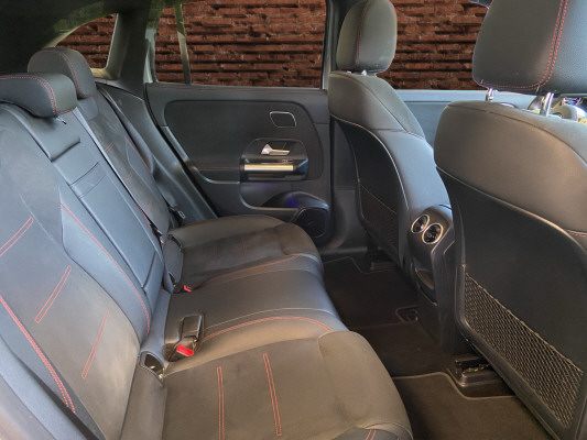 [all]12 Monate Garantie / Gratisservice 10 Jahre oder 100'000 Km ab 1.Inv. / zzgl. Ablieferungspauschale CHF 540.-[/all]


[all]

[/all]&nbsp; Airbag: Airbag Fahrer und BeifahrerAirbag: Seitenairbag f&uuml;r Fahrer und BeifahrerAirbag: Window-Kopfairbags f&uuml;r Fahrer, BeifahrerAmbientebeleuchtungAntiblockiersystem (ABS)Assist: Aktiver BremssassistentAssist: Aktiver Spurhalte-AssistentAssist: Elektronisches Stabilit&auml;ts-Programm (ESP)Assist: Geschwindigkeitslimit-AssistentAssist: R&uuml;ckfahrkameraAssist: Vorr&uuml;stung f&uuml;r OrtungsdienstDachreling in poliertem AluminiumDoppelcupholderEASY-PACK-HeckklappeFahrzeugschl&uuml;ssel: 2 silberfarbenGleichstrom-Ladesystem (DC-Laden) mit 110 kWLackierung: Uni-Lackierung PolarweissLadekabel f&uuml;r Industriesteckdose, 5m, glattLadekabel f&uuml;r Wallbox und &ouml;ffentliche Ladestationen, 5 m, glatt, 11 kWLicht: Adaptiver Fernlicht-Assistent PlusLicht: LED High Performance-ScheinwerferMERCEDES-BENZ MOBILIT&Auml;TMERCEDES-SWISS-INTEGRALMedia: Digitales Radio (DAB)Media: MBUX Multimediasystem mit zwei 7,25-Zoll-MediadisplaysMedia: Vorr&uuml;stung f&uuml;r das Fahrzeug-SetupPaket: Laderaum-PaketPaket: Licht- und SichtpaketPolster: Ledernachbildung ARTICO/Mikrofaser DINAMICA schwarzR&auml;der: TIREFITServolenkungVorr&uuml;stung f&uuml;r IONITYVorr&uuml;stung f&uuml;r Mercedes me ChargeWechselstromsystem (AC-Laden) Anh&auml;ngevorrichtung und ESP mit AntriebsschlupfregelungAssist: VerkehrszeichenerkennungLackierung: Metallic-LackierungMedia: Smartphone-IntergrationPaket: Night-PaketAussenspiegelgeh&auml;use in HochglanzschwarzBordkantenzierst&auml;be und Fenstereinfassungen in HochglanzschwarzDachreling schwarzGet&ouml;nte W&auml;rmeschutzverglasungZierelemente in Schwarz ab der B-S&auml;ulePaket: Premium-Plus-PaketMedia: Burmester Surround SoundsystemPaket: MBUX Innovations-PaketPaket: Memory-PaketPaket: Park-Paket mit 360&deg; -KameraPaket: Premium-PaketPanorama-SchiebedachR&auml;der: AMG Leichtmetallr&auml;der 19" im 5-Doppelspeichen-DesignSitze: Sitzheizung f&uuml;r Fahrer und Beifahrer