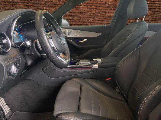 [all]12 Monate Garantie / zzgl. Ablieferungspauschale CHF 540.-[/all]


[all]

[/all]&nbsp; AMG VeloursfussmattenAirbag: Airbag Fahrer und BeifahrerAirbag: Knie-Airbag f&uuml;r FahrerAirbag: Seiten- und Beckenairbag (Pelvisbag)Airbag: Window-Kopfairbags f&uuml;r Fahrer, BeifahrerAntiblockiersystem (ABS)Armlehne f&uuml;r Fahrer- und BeifahrersitzAssist: COLLISION PREVENTION ASSISTAssist: Feststellbremse mit HOLD-Funktion und BerganfahrhilfeAssist: Tempomat mit GeschwindigkeitsbegrenzerAussenspiegel links elektrischAussentemperaturanzeigeDYNAMIC SELECTDachreling in ChromDiamantgrill mit verchromten Pins und LamelleElektrische Fensterheber vorne + hintenElektronisches Stabilit&auml;ts-Programm (ESP)Erste-Hilfe-Kasten und WarndreieckFenstereinfassung in poliertem AluminiumHandschuhfachInnenraumbeleuchtungKEYLESS GO Start FunktionKlima: Klimatisierungsautomatik THERMATICLackierung: Uni-Lackierung PolarweissLaderaumabdeckungLenkrad: Multifunktions-Sportlenkrad in Leder NappaLicht: LED High Performance-ScheinwerferLicht:Adaptives BremslichtMedia: Digitales Radio (DAB)Polster: Ledernachbildung ARTICO/Mikrofaser DINAMICASitze:Vordersitze mit elektrischer H&ouml;hen-,Zentralverriegelung mit Fernbedienung und automatischer T&uuml;rverriegelung Airbag: Seitenairbags hintenDachhimmel schwarzDekor: Instrumententafel und Bordkanten der T&uuml;ren in Ledernachbildung ARTICOGer&auml;uschd&auml;mmendes get&ouml;ntes AkustikglasKEYLESS-GOKlima: Klimatisierungsautomatik THERMOTRONICLackierung: Metallic-LackierungMedia: Burmester Surround SoundsystemMedia: Head-Up DisplayMedia: Kabelloses Ladesystem f&uuml;r mobile Endger&auml;tePaket: AIR-BALANCE PaketPaket: ENERGIZING PaketPaket: Fahrassistenz-PaketPaket: Park-Paket mit 360 -KameraAssist: 360-KameraAssist: Aktiver Parkassistent inkl. PARKTRONICPaket: Premium-Plus-PaketMedia: Smartphone-IntergrationPaket: Park-Paket mit R&uuml;ckfahrkameraPaket: Spiegel-PaketPaket: Sport-Paket BlackAussenspiegel in HochglanzschwarzR&auml;der: AMG Leichtmetallr&auml;der im 5-Doppelspeichen-Design 19JUnterfahrschutz in Schwarz gl&auml;nzendW&auml;rmed&auml;mmendes Glas, ab B-S&auml;ule dunkel get&ouml;ntScheibenwaschanlage beheizbarSitze: Beifahrersitz elektrisch verstellbar mit Memory-FunktionSitze: Fahrersitz elektrisch einstellbar mit Memory-FunktionWegfall Typkennzeichen auf Gep&auml;ckraumklappe