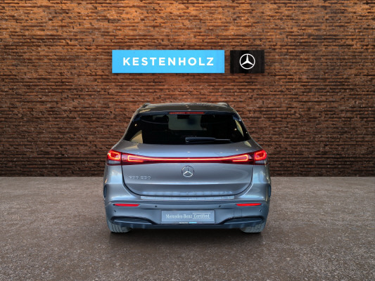 [all]12 Monate Garantie / Gratisservice 10 Jahre oder 100'000 Km ab 1.Inv. / zzgl. Ablieferungspauschale CHF 540.-[/all]


[all]

[/all]&nbsp; Airbag: Airbag Fahrer und BeifahrerAirbag: Seitenairbag f&uuml;r Fahrer und BeifahrerAirbag: Window-Kopfairbags f&uuml;r Fahrer, BeifahrerAmbientebeleuchtungAntiblockiersystem (ABS)Assist: Aktiver BremssassistentAssist: Aktiver Spurhalte-AssistentAssist: Elektronisches Stabilit&auml;ts-Programm (ESP)Assist: Geschwindigkeitslimit-AssistentAssist: R&uuml;ckfahrkameraAssist: Vorr&uuml;stung f&uuml;r OrtungsdienstDachreling in poliertem AluminiumDoppelcupholderEASY-PACK-HeckklappeFahrzeugschl&uuml;ssel: 2 silberfarbenGleichstrom-Ladesystem (DC-Laden) mit 110 kWLackierung: Uni-Lackierung PolarweissLadekabel f&uuml;r Industriesteckdose, 5m, glattLadekabel f&uuml;r Wallbox und &ouml;ffentliche Ladestationen, 5 m, glatt, 11 kWLicht: Adaptiver Fernlicht-Assistent PlusLicht: LED High Performance-ScheinwerferMERCEDES-BENZ MOBILIT&Auml;TMERCEDES-SWISS-INTEGRALMedia: Digitales Radio (DAB)Media: MBUX Multimediasystem mit zwei 7,25-Zoll-MediadisplaysMedia: Vorr&uuml;stung f&uuml;r das Fahrzeug-SetupPaket: Komfort-PaketPaket: Laderaum-PaketPaket: Licht- und SichtpaketPolster: Ledernachbildung ARTICO/Mikrofaser DINAMICA schwarzR&auml;der: TIREFITServolenkungVorr&uuml;stung f&uuml;r IONITYVorr&uuml;stung f&uuml;r Mercedes me ChargeWechselstromsystem (AC-Laden) Assist: VerkehrszeichenerkennungLackierung: Metallic-LackierungMedia: Konnektivit&auml;ts-Paket NavigationMedia: Smartphone-IntergrationPaket: Fahrassistenz-PaketPaket: Night-PaketAussenspiegelgeh&auml;use in HochglanzschwarzBordkantenzierst&auml;be und Fenstereinfassungen in HochglanzschwarzDachreling schwarzGet&ouml;nte W&auml;rmeschutzverglasungZierelemente in Schwarz ab der B-S&auml;ulePanorama-SchiebedachSitze: Sitzheizung f&uuml;r Fahrer und Beifahrer