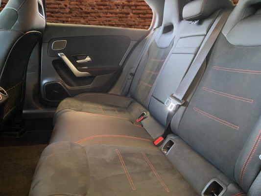 [all]Werksgarantie bis 12.06.2028 / Gratisservice 10 Jahre oder 100'000 Km, Reparaturservice 3 Jahre oder 100'000 Km ab 1.Inv. / zzgl. Ablieferungspauschale CHF 540.-[/all]


[all]
Verkehrszeichen-Assistent,48,3 cm (19') AMG Leichtmetallr&auml;der im Vielspeichen-Design
[/all]&nbsp; Ablagefach mit Rollo in MittelkonsoleAirbag: Airbag Fahrer und BeifahrerAirbag: Automatische Beifahrerairbag-AbschaltungAirbag: KneebagAirbag: Seitenairbag f&uuml;r Fahrer und BeifahrerAirbag: Window-KopfairbagsAktive MotorhaubeAntiblockiersystem (ABS)Assist: Aktiver BremssassistentAssist: Aktiver Geschwindigkeitslimit-AssistentAssist: Aktiver Spurhalte-AssistentAssist: Mercedes-Benz NotrufsystemBordkantenzierstab und Fensterlinienzierstab in ChromDYNAMIC SELECTDoppelcupholderElektrische Fensterheber vorneElektronische TraktionskontrolleElektronisches Stabilit&auml;ts-Programm (ESP)Fahrwerk: MehrlenkerachseFahrwerk:DirektlenkungFondgurt-Statusanzeige im Instrumenten-DisplayFrontsch&uuml;rze mit Zierelement in ChromFussmatten VeloursGPS AntenneGep&auml;cknetz an Fahrer- und BeifahrersitzlehneGetriebe: 8G-DCTHecksch&uuml;rze mit unterem Teil in Hochglanzschwarz lackiert und mit Auspuffblende und ZierelementKlima: Klimatisierungsautomatik THERMATICKopfst&uuml;tzenKraftstoffbeh&auml;lter mit gr&ouml;sserem InhaltK&uuml;hlergrill mit Mercedes-Benz Muster in Hochglanzschwarz, mittiger Mercedes-Stern und EinzellamelleLackierung: Uni-Lackierung PolarweissLenkrad: LenkradschaltpaddlesLenkrad: Multifunktions-Sportlenkrad in LederLicht: Drittes BremslichtL&uuml;ftungsschlitze in Schwarz mit Aussenring in Silber mattMERCEDES-BENZ MOBILIT&Auml;TMERCEDES-SWISS-INTEGRALMedia: CENTRAL MEDIA DISPLAYMedia: Digitales Radio (DAB)Media: Erweiterte MBUX FunktionenMedia: Kommunikationsmodul (LTE) f&uuml;r die Nutzung von Digitalen ExtrasMedia: MBUX MultimediasystemPaket: Licht- und Sicht-PaketPaket: ProgressivePaket: Progressive Line AdvancedPaket: Sitzkomfort-PaketPaket: USB-Paket PlusPassive PersonenanwesenheitserinnerungR&auml;der: Leichtmetallr&auml;der 5-Gross-Speichen-Design 17JR&auml;der: Leichtmetallr&auml;der im 10-Speichen-DesignR&auml;der: ReifendruckkontrolleR&auml;der: SommerreifenScheibenwischer mit RegensensorSeitenschweller in Fahrzeugfarbe lackiertSitze: Sitzlehnen im Fond klappbarT&uuml;rschweller mit &laquo;Mercedes-Benz&raquo; SchriftzugVorr&uuml;stung f&uuml;r DISTRONICVorr&uuml;stung f&uuml;r Live Traffic InformationVorr&uuml;stung f&uuml;r digitales RadioZentralverriegelung mit FernbedienungZusatzteile Kaltl&auml;nder Lackierung: MANUFAKTUR metallic lackierungMedia: Burmester Surround SoundsystemMedia: Smartphone-IntergrationPaket: AMG Line Premium PlusLicht: Adaptiver Fernlicht-Assistent PlusLicht: MULTIBEAM LED ScheinwerferLicht: Umfeldbeleuchtung mit Projektion des MarkenlogosMBUX Interieur-AssistentMedia: Head-Up DisplayPaket: AMG Line PremiumPanorama-SchiebedachSitze: Fahrersitz elektrisch verstellbar mit MemoryPaket: Fahrassistenz-PaketPaket: Laderaum-Paket12 V-Steckdose im Gep&auml;ckraumPaket: Night-PaketW&auml;rmed&auml;mmend dunkel get&ouml;ntes GlasPaket: WinterpaketLenkrad: LenkradheizungScheibenwaschd&uuml;sen beheizt