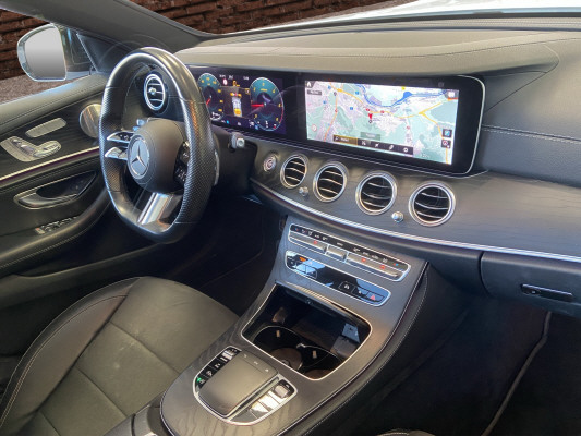[all]12 Monate Garantie / zzgl. Ablieferungspauschale CHF 540.-[/all]


[all]

[/all]&nbsp; AMG Fussmatten mit AMG SchriftzugAMG Hecksch&uuml;rze in Diffusoroptik mit Zierleisten in SilberchromAMG Line ExterieurAMG Line InterieurAMG SeitenschwellerverkleidungenAMG Sportpedalanlage aus geb&uuml;rstetem Edelstahl mit schwarzen GumminoppenAMG spezifische Frontsch&uuml;rze mit Separatoren und K&uuml;hllufteinl&auml;ssen in Silberchrom und aerodynamischeAbgasanlage mit 2 Endrohren in Silberchrom (nicht funktional)AdBlue-Beh&auml;lter mit 23,5 Liter Fassungsverm&ouml;genAirbag: Airbags, Thorax-Pelvis-Airbags in den Sitzen und Windowbags f&uuml;r Fahrer und BeifahrerAirbag: Kneebag f&uuml;r FahrerAirbag: Knie-Airbag f&uuml;r FahrerAmbientebeleuchtung mit 64 Farben und 3 FarbzonenAntiblockiersystem (ABS)Armauflage der Mittelkonsole mit Ziern&auml;htenAssist: Aktiver BremssassistentAssist: Elektronisches Stabilit&auml;ts-Programm (ESP)Assist: Mercedes-Benz NotrufsystemAssist: PRE-SAFE SicherheitssystemAssist: R&uuml;ckfahrkameraAssist: VerkehrszeichenerkennungBlenden an der B-S&auml;ule und Fondfenstereinfassung in HochglanzschwarzBordkantenzierstab und Fenstereinfassung in Aluminium poliertBremsanlage mit gr&ouml;sseren Bremsscheiben an der VorderachseBrillenfach in der DachbedieneinheitDachhimmel schwarzDachreling in poliertem AluminiumDekor: Armaturenbrett und Bordkanten der T&uuml;ren in Ledernachbildung ARTICODekor: Zierelemente Esche schwarzDekor:Fahrer- und Beifahrersitz mit horizontaler Absteppung und sportlicher LehnenkonturDekor:Mittelkonsole Esche schwarzDiamantgrill mit Pins und Lamelle in Silberchrom mit Einlegern in HochglanzschwarzDieselpartikelfilterEinstiegsschienen vorne und hinten mit Logo,beleuchtetElektrische EASY-PACK Heckklappe mit elektromechanisch gesteuertem &Ouml;ffnen und SchliessenFahrwerk: DYNAMIC SELECT mit folgender Fahrprogramm-Auswahl: Comfort, Eco, Sport, Sport+,Fahrwerk:AGILITY CONTROL-Fahrwerk mit selektivemGarantie: MERCEDES-SWISS-INTEGRAL PaketGetriebe: 9G-TRONIC AutomatikInnenleuchten LEDKEYLESS GO Start FunktionKlima: Klimatisierungsautomatik THERMATICKraftstofftank 66 LiterLackierung: Uni-Lackierung PolarweissLenkrad: Multifunktions-Sportlenkrad in Leder NappaLicht: Adaptiver Fernlicht-AssistentLicht:LED High Performance-ScheinwerferMarkante Powerdomes auf der MotorhaubeMedia: 10-Zoll-Media-DisplayMedia: Digitaler Radioempfang (DAB/DAB+)Media: Erweiterte Features MBUXMedia: Kabelloses Ladesystem f&uuml;r mobile Ger&auml;teMedia: Kommunikationsmodul (LTE) zur Nutzung von Mercedes me connect DienstenMedia: Konnektivit&auml;ts-Paket NavigationMedia: MBUX Multimediasystem, volldigitales Cockpit mit zwei 10,25-Zoll-FarbdisplaysMedia: Touchpad in der MittelkonsoleMedia:Zwei USB-Anschl&uuml;sse im FondMercedes Stern im K&uuml;hlergrillMercedes-Benz Lorbeerkranz-Plakette auf der MotorhaubePaket: Ablage-PaketPaket: Innenraumlicht-PaketPaket: Sitzkomfort-Paket mit elektrischen und manuellen Einstellm&ouml;glichkeiten f&uuml;r eine ergonomischePolster: Ledernachbildung ARTICO/Mikrofaser DINAMICAReifendruckkontrolleRemote Services Plus mit Fahrzeugkonfiguration und -&uuml;berwachung &uuml;ber die Mercedes me connectR&auml;der: AMG Leichtmetallr&auml;der im 5-Speichen-Design 18JServolenkung geschwindigkeitsabh&auml;ngigSitze: Fondsitzlehnenklappung [40/20/40]Sitze: R&uuml;cksitzlehne geteilt abklappbarSitze: i-Size KindersitzbefestigungTIREFIT mit Reifenf&uuml;llkompressorVorr&uuml;stung f&uuml;r Carsharing-DiensteW&auml;rmed&auml;mmendes Glas, ab B-S&auml;ule dunkel get&ouml;nt Klima: Klimatisierungsautomatik THERMOTRONICPaket: Memory-PaketPaket: Premium-Plus-PaketAssist: Totwinkel-AssistentLicht: MULTIBEAM LEDMedia: Burmester Surround SoundsystemMedia: MBUX Augmented Reality f&uuml;r NavigationMedia: Media-Display 12,3''Paket: ENERGIZING PaketPaket: KEYLESS GO Komfort-PaketPaket: Memory-PaketPaket: Park-Paket mit 360&deg; -KameraPaket: Spiegel-PaketPanorama-SchiebedachSitze: Vordersitze heizbarPaket:Sport-Paket BlackDachreling schwarz