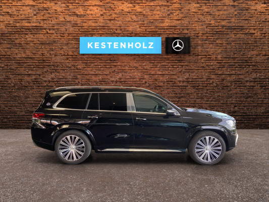 [all]12 Monate Garantie / Gratisservice 10 Jahre oder 100'000 Km ab 1.Inv. / zzgl. Ablieferungspauschale CHF 540.-[/all]


[all]
Preiskorrektur
[/all]&nbsp; 230 V Steckdose im FondAMG Abgasanlage mit 2 runden, hochgl&auml;nzend verchromten DoppelendrohrblendenAMG Einstiegleisten beleuchtetAMG Front- und Hecksch&uuml;rzeAMG K&uuml;hlergrillAMG Track PaceAirbag: Airbag Fahrer und BeifahrerAirbag: Automatische Beifahrerairbag-AbschaltungAirbag: Knie-Airbag f&uuml;r FahrerAirbag: Seitenairbags hintenAirbag: Sidebags f&uuml;r Fahrer und Beifahrer (kombinierte Thorax-Pelvis-Airbags)AmbientebeleuchtungAntiblockiersystem (ABS)Assist: Aktiver BremssassistentAssist: Mercedes-Benz NotrufsystemCupholder temperiert f&uuml;r Fahrer und BeifahrerCupholder temperiert im FondDekor: Dachhimmel in DINAMICA schwarzDekor: Holzapplikationen EicheDekor: Instrumententafel und Bordkanten der T&uuml;ren in Leder NappaDekor: Zierelemente-Paket ExclusivDoppelte Sonnenblende links und rechtsEASY-PACK-Heckklappe mit elektrischer Bet&auml;tigung zum &Ouml;ffnen und Schliessen.Elektronisches Stabilit&auml;ts-Programm (ESP)Fahrwerk: AMG RIDE CONTROL+Fahrzeugschl&uuml;ssel in Schwaz Hochglanz mit Zierrahmen in Chrom HochglanzGarantie: MERCEDES-SWISS-INTEGRALGetriebe: 9G-TRONIC AutomatikKlima: Klimatisierungsautomatik THERMOTRONICKlima: Klimatisierungsautomatik THERMOTRONIC in FondK&uuml;hlergrill mit vertikalen Streben in Hochglanzchrom und zentralem Maybach SchriftzugLackierung: Uni-LackierungLaderaumabdeckungLenkrad: Multifunktions-Sportlenkrad in Leder NappaLenkrad: Multifunktionslenkrad beheizbarLicht: MULTIBEAM LED ScheinwerferMAGIC VISION CONTROL, beheiztMedia: Burmester Surround SoundsystemMedia: Digitales Radio (DAB)Media: Erweiterte Features MBUXMedia: Festplatten-NavigationMedia: Head-Up DisplayMedia: Kabelloses Ladesystem f&uuml;r mobile Endger&auml;teMedia: Kommunikationsmodul (LTE)Media: MBUX Augmented Reality f&uuml;r NavigationMedia: Smartphone-IntergrationMedia: Vorr&uuml;stung f&uuml;r NavigationsdiensteMedia: Zus&auml;tzliche USB-SchnittstellePaket: Fahrassistenz-Paket plusPaket: KEYLESS-GO Komfort-PaketPaket: Memory-PaketPaket: Park-Paket mit 360&deg; -KameraPaket: Park-Paket mit R&uuml;ckfahrkameraPaket: Spiegel-PaketPanorama-SchiebedachPolster: Leder designo NappaReifendruck-KontrollanzeigeR&auml;der: Maybach Leichtmetallr&auml;der 22" im Vielspeichen-DesignServolenkung geschwindigkeitsabh&auml;ngigSitze: Executive Sitz einschliesslich Komfortkopfst&uuml;tzen vorneSitze: Fondsitze klimatisiertSitze: Multikontursitze vorneSitze: Vordersitze heizbarSitze: Vordersitze klimatisiertSonnenschutzrollos f&uuml;r T&uuml;rscheiben hintenTIREFIT mit Reifenf&uuml;llkompressorT&uuml;ren: Servoschliessung f&uuml;r T&uuml;renURBAN GUARD FahrzeugschutzURBAN GUARD Fahrzeugschutz PlusVeloursfussmattenVorr&uuml;stung f&uuml;r Carsharing-DiensteWidescreen CockpitW&auml;rmed&auml;mmendes Glas, ab B-S&auml;ule dunkel get&ouml;nt Lackierung: Metallic-LackierungMedia: Multifunktions-TelefoniePaket: Akustik-Komfort-Paket