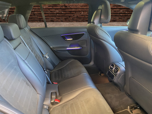 [all]12 Monate Garantie / Gratisservice 10 Jahre oder 100'000 Km ab 1.Inv. / zzgl. Ablieferungspauschale CHF 540.-[/all]


[all]

[/all]&nbsp; AMG Hintere Stossstange mit Diffusoroptik und schwarzen EinlagenAMG LineAMG Seitenverkleidungen in FahrzeugfarbeAMG Vordere Stossstange mit sportlichen Lufteinl&auml;ssen und ChromelementenAirbag: Airbag Fahrer und BeifahrerAirbag: Seitenairbag f&uuml;r Fahrer und BeifahrerAirbag: Window-Kopfairbags f&uuml;r Fahrer, BeifahrerAntiblockiersystem (ABS)Assist: Aktiver BremssassistentAssist: Aktiver Spurhalte-AssistentAssist: Elektronisches Stabilit&auml;ts-Programm (ESP)Assist: Scheibenwischerbl&auml;tter mit RegensensorAssist: TempomatDachreling in poliertem AluminiumDekor: Mittelkonsole in HochglanzschwarzDekor: Zierelemente MetallstrukturDieselpartikelfilterDoppelcupholderEASY-PACK-HeckklappeFahrwerk: DYNAMIC SELECTGetriebe: 9G-TRONIC AutomatikIntegrierter Startergenerator der zweiten GenerationKEYLESS GO Start FunktionLackierung: Uni-Lackierung PolarweissLaderaumabdeckung inklusive EASY-PACK SicherheitsnetzMERCEDES-BENZ MOBILIT&Auml;TMERCEDES-SWISS-INTEGRALMedia: MBUX MultimediasystemMedia: Media Display (11,9 Zoll)Paket: Advantage-PaketPaket: BasispaketPaket: Innenraumlicht-PaketPolster: ARTICO/DINAMICA schwarzPowerdomes auf MotorhaubeRemote ServicesR&auml;der: AMG 18'' Leichtmetallr&auml;der im 5-Speichen-DesignServolenkung geschwindigkeitsabh&auml;ngig Assist: Verkehrszeichen-AssistentDekor: Mittelkonsole silbergrau mit DiamantmusterLackierung: Metallic-LackierungPaket: Fahrassistenz-Paket PlusAssist: Aktive Abstands-Assistent DISTRONICAssist: PRE-SAFE Impuls SeiteAssist: PRE-SAFE SystemPaket: Premium-Plus-PaketKlima: 3-Zonen-Komfort-KlimatisierungsautomatikMedia: Burmester 3D-Surround-SoundsystemMedia: Head-Up DisplayMedia: MBUX EntertainmentPaket: Premium-PaketPanorama-SchiebedachPaket: Sport-Paket BlackAMG Frontsch&uuml;rze mit Zierelementen (Fl&uuml;ge) in HochglanzschwarzAussenspiegelgeh&auml;use in HochglanzschwarzDiamantgrill mit Pins in Silber und Einzellamelle in Hochglanzschwarz lackiertHintere Stossstange mit Zierelementen (Fl&uuml;ge) in HochglanzschwarzPolster: ARTICO schwarzR&auml;der: AMG 19'' Leichtmetallr&auml;der im Mehrspeichen-Design