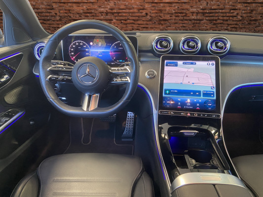 [all]12 Monate Garantie / Gratisservice 10 Jahre oder 100'000 Km ab 1.Inv. / zzgl. Ablieferungspauschale CHF 540.-[/all]


[all]

[/all]&nbsp; AMG Hintere Stossstange mit Diffusoroptik und schwarzen EinlagenAMG LineAMG Seitenverkleidungen in FahrzeugfarbeAMG Vordere Stossstange mit sportlichen Lufteinl&auml;ssen und ChromelementenAirbag: Airbag Fahrer und BeifahrerAirbag: Seitenairbag f&uuml;r Fahrer und BeifahrerAirbag: Window-Kopfairbags f&uuml;r Fahrer, BeifahrerAntiblockiersystem (ABS)Assist: Aktiver BremssassistentAssist: Aktiver Spurhalte-AssistentAssist: Elektronisches Stabilit&auml;ts-Programm (ESP)Assist: Scheibenwischerbl&auml;tter mit RegensensorAssist: TempomatDachreling in poliertem AluminiumDekor: Mittelkonsole in HochglanzschwarzDekor: Zierelemente MetallstrukturDieselpartikelfilterDoppelcupholderEASY-PACK-HeckklappeFahrwerk: DYNAMIC SELECTGetriebe: 9G-TRONIC AutomatikIntegrierter Startergenerator der zweiten GenerationKEYLESS GO Start FunktionLackierung: Uni-Lackierung PolarweissLaderaumabdeckung inklusive EASY-PACK SicherheitsnetzMERCEDES-BENZ MOBILIT&Auml;TMERCEDES-SWISS-INTEGRALMedia: MBUX MultimediasystemMedia: Media Display (11,9 Zoll)Paket: Advantage-PaketPaket: BasispaketPaket: Innenraumlicht-PaketPolster: ARTICO/DINAMICA schwarzPowerdomes auf MotorhaubeRemote ServicesR&auml;der: AMG 18'' Leichtmetallr&auml;der im 5-Speichen-DesignServolenkung geschwindigkeitsabh&auml;ngig Airbag: Seitenairbags hintenDachhimmel schwarzDekor: Linienstruktur anthrazit, Zierelemente Holz LindeLackierung: Metallic-LackierungPaket: Premium-Executive-PaketPaket: Premium-PaketPaket: Sport-Paket BlackAMG Frontsch&uuml;rze mit Zierelementen (Fl&uuml;ge) in HochglanzschwarzAussenspiegelgeh&auml;use in HochglanzschwarzDiamantgrill mit Pins in Silber und Einzellamelle in Hochglanzschwarz lackiertHintere Stossstange mit Zierelementen (Fl&uuml;ge) in HochglanzschwarzPaket: USB-Paket PlusPolster: Leder schwarz