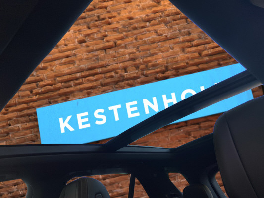 [all]Werksgarantie bis 30.03.2028 / Gratisservice 10 Jahre oder 100'000 Km, Reparaturservice 3 Jahre oder 100'000 Km ab 1.Inv. / zzgl. Ablieferungspauschale CHF 540.-[/all]


[all]
Instrumententafel und Bordkanten der T&uuml;ren in Leder Nappa,MBUX Augmented Reality f&uuml;r Navigation,Akustik-Komfort-Paket,2 USB-Anschl&uuml;sse im Fond,55,9 cm (22') AMG Leichtmetallr&auml;der im 5-Doppelspeichen-Design,Innenhimmel Stoff schwarz,Sitzheizung im Fond,Verkehrszeichen-Assistent
[/all]&nbsp; Airbag: Airbag Fahrer und BeifahrerAirbag: KneebagAirbag: Seitenairbag f&uuml;r Fahrer und BeifahrerAirbag: Window-KopfairbagsAmbientebeleuchtungAntiblockiersystem (ABS)Assist: Aktiver BremssassistentAssist: Mercedes-Benz NotrufsystemAssist: PRE-SAFE SystemDachreling in poliertem AluminiumDekor: Dachhimmel Stoff in KristallgrauDekor: Geb&uuml;rsteter Aluminiumdekor mit leichter L&auml;ngsmaserungDekor: L&uuml;ftungsschlitze schwarz mit silbernen ChromelementenEASY-PACK LaderaumabdeckungEASY-PACK-HeckklappeElektrische Fensterheber vorne + hintenElektronische TraktionskontrolleElektronisches Stabilit&auml;ts-Programm (ESP)Fussmatten VeloursGetriebe: 9G-TRONIC AutomatikHeckstossf&auml;nger in Fahrzeugfarbe mit Unterfahrschutz in ChromKlima: 2-Zonen-Klimatisierungsautomatik THERMATICKopfst&uuml;tzenK&uuml;hlergrill mit eingearbeitetem Mercedes-Benz Stern und zwei horizontalen Lamellen mit Chromeins&auml;tzeK&uuml;hlergrill mit zwei horizontalen Lamellen mit Chromeins&auml;tzen und vertikalen, dahinterliegendenLackierung: Uni-Lackierung PolarweissLenkrad: Multifunktionslenkrad aus NappalederLicht: Drittes BremslichtMERCEDES-BENZ MOBILIT&Auml;TMERCEDES-SWISS-INTEGRALMedia: Digitales Radio (DAB)Media: Erweiterte MBUX FunktionenMedia: Kommunikationsmodul (LTE) zur Nutzung von Mercedes me connect DienstenMedia: Vorr&uuml;stung f&uuml;r NavigationsdienstePaket: Interieur ChrompaketPolster: ARTICO Kunstleder schwarzRadl&auml;ufe vorne und hinten in SchwarzR&auml;der: 19'' 10-Speichen Leichtmetallr&auml;derR&auml;der: ReifendruckkontrolleSerie Privacy-VerglasungServolenkungZentralverriegelung mit Fernbedienung Anh&auml;ngevorrichtung mit ESP Anh&auml;nger-stabilisierungDekor: Anthrazitfarbene offenporige EichenholzelementeLackierung: MANUFAKTUR brightPaket: AMG Line Premium PlusPaket: ENERGIZING Paket PlusSitze: Multikontursitze vornePaket: Night-PaketAMG Frontsch&uuml;rze mit sportlichen Lufteinl&auml;ssen und Zierleisten in Hochglanz-Schwarz,AMG Hecksch&uuml;rze mit Diffusor-Optik in Schwarz und Fensterzierleiste in Hochglanz-SchwarzBordkanten- und Fensterlinienzierst&auml;be in HochglanzschwarzDunkel get&ouml;nte W&auml;rmeschutzverglasungSeitentaschen im FondTrennnetz f&uuml;r Kofferraum zur Abtrennung und als Schutzvorrichtung