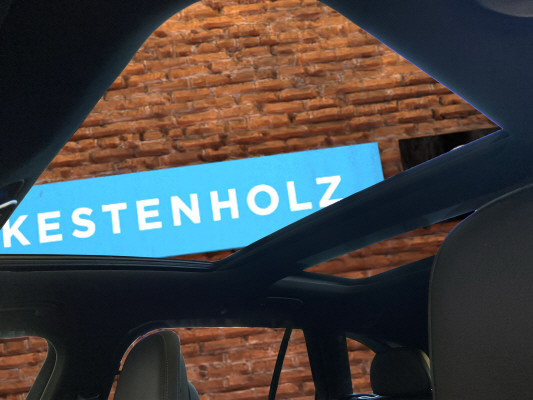 [all]Werksgarantie bis 03.02.2028 / Gratisservice 10 Jahre oder 100'000 Km, Reparaturservice 3 Jahre oder 100'000 Km ab 1.Inv. / zzgl. Ablieferungspauschale CHF 540.-[/all]


[all]
48,3 cm (19') AMG Leichtmetallr&auml;der im Vielspeichen-Design,W&auml;rme- und ger&auml;uschd&auml;mmendes Akustikglas
[/all]&nbsp; Airbag: Airbag Fahrer und BeifahrerAirbag: MittenairbagAirbag: Seitenairbag f&uuml;r Fahrer und BeifahrerAirbag: Window-KopfairbagsAntiblockiersystem (ABS)Assist: Aktiver Brems-AssistentAssist: Aktiver Spurhalte-AssistentAssist: Mercedes-Benz NotrufsystemBordcomputerDekor: Dachhimmel in Stoff kristallgrauDekor: Mittelkonsole in Schwarz hochgl&auml;nzendDekor: Zierelemente in Wellenoptik silberDieselpartikelfilterDrehzahlmesserElektrische Fensterheber vorneElektronische TraktionskontrolleElektronisches Stabilit&auml;ts-Programm (ESP)Getriebe: 9G-TRONIC AutomatikHeckscheibenheizungHeckscheibenwischerLackierung: Uni-Lackierung PolarweissLicht: Drittes BremslichtLicht: LED High Performance-ScheinwerferMERCEDES-BENZ MOBILIT&Auml;TMERCEDES-SWISS-INTEGRALMedia: Digitales Radio (DAB)Paket: AVANTGARDE AdvancedPolster: Ledernachbildung ARTICO/Stoff Tomasi schwarzR&auml;der: 17'' Leichtmetallr&auml;der im 10-Doppelspeichen-DesignR&auml;der: ReifendruckkontrolleServolenkungSicherheitsgurte 3-PunktWegfahrsperre elektronischZentralverriegelung mit Fernbedienung Airbag: Seitenairbags hintenAnh&auml;ngerkupplung mit ESP Anh&auml;ngerstabilisierungDekor: Zierelemente Holz Linde linestructure anthrazitKlima: ENERGIZING AIR CONTROLLackierung: MANUFAKTUR brightPaket: AMG Line Premium PlusKlima: Klimatisierungsautomatik THERMOTRONIC 4-ZonenLicht: DIGITAL LIGHT mit ProjektionsfunktionMedia: Burmester 3D-Surround-SoundsystemMedia: Head-Up DisplayPaket: AMG Line PremiumPanorama-SchiebedachPaket: Fahrassistenz-Paket PlusAssist: Aktiver Abstands-Assistent DISTRONICAssist: PRE-SAFE Impuls SeiteAssist: Verkehrszeichen-AssistentPaket: Night-PaketAMG Frontsch&uuml;rze mit Zierelement (Wing) in Schwarz hochgl&auml;nzendDachreling schwarzK&uuml;hlerverkleidung mit Mercedes-Benz Logo und Lamelle in Schwarz hochgl&auml;nzendW&auml;rmed&auml;mmendes Glas, ab B-S&auml;ule dunkel get&ouml;ntPaket: WinterpaketLenkrad: LenkradheizungScheibenwaschanlage beheizbarPolster: Leder schwarz
