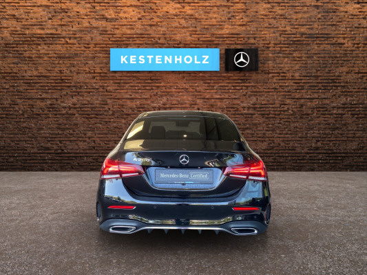[all]12 Monate Garantie / Gratisservice 10 Jahre oder 100'000 Km ab 1.Inv. / zzgl. Ablieferungspauschale CHF 540.-[/all]


[all]

[/all]&nbsp; AMG Hecksch&uuml;rze mit Chromzierelement und sichtbaren EndrohrblendenAMG VeloursfussmattenAirbag: Airbag Fahrer und BeifahrerAirbag: Automatische Beifahrerairbag-AbschaltungAirbag: Knie-Airbag f&uuml;r FahrerAirbag: Sidebags f&uuml;r Fahrer und Beifahrer (kombinierte Thorax-Pelvis-Airbags)Airbag: Window-KopfairbagsAntiblockiersystem (ABS)Assist: Aktiver BremssassistentAssist: Aktiver Spurhalte-AssistentAssist: Mercedes-Benz NotrufsystemAssist: R&uuml;ckfahrkameraAssist: TEMPOMAT mit LimiterDYNAMIC SELECTDoppelcupholder vorneElektronisches Stabilit&auml;ts-Programm (ESP) mit Antriebsschlupfregel ASRErste-Hilfe-Kasten und WarndreieckGarantie: MERCEDES-SWISS-INTEGRAL PaketGetriebe: Automatisches Doppelkupplungsgetriebe 7G-DCTKlima: Klimatisierungsautomatik THERMATICLicht- und SichtpaketMERCEDES-BENZ MOBILIT&Auml;TMERCEDES-SWISS-INTEGRALMedia: Digitaler Radioempfang (DAB/DAB+)Media: Kommunikationsmodul (LTE) zur Nutzung von Mercedes me connect DienstenMedia: TouchpadParameterlenkungPolster: Ledernachbildung ARTICO/Mikrofaser DINAMICARegensensor f&uuml;r Scheibenwischer vorneReifendruck-KontrollanzeigeRemote ServicesR&auml;der: AMG Leichtmetallr&auml;der im 5-Doppelspeichen Design 18JR&auml;der: Reifenreparatur-Set (Tire Fit)Sitze: Vordersitze manuell verstellbar Assist: VerkehrszeichenerkennungDachhimmel schwarzDekor: Zierelemente Aluminium mit L&auml;ngsschliff hellInnenspiegel und Aussenspiegel links automatisch abblendendKlima: Klimatisierungsautomatik THERMOTRONICLackierung: Metallic-LackierungLicht: Adaptiver Fernlicht-Assistent PlusLicht: MULTIBEAM LED ScheinwerferMedia: Vorr&uuml;stung f&uuml;r NavigationsdienstePaket: Fahrassistenz-Paket ohne PRE-SAFEAssist: Aktiver Geschwindigkeitslimit-AssistentAssist: Aktiver Lenk-AssistentAssist: Aktiver Park-Assistent mit DISTRONICAssist: Aktiver Spurwechsel-AssistentAssist: Automatische Wiederanfahrt im StauAssist: Streckenbasierte GeschwindigkeitsanpassungPaket: KEYLESS-GO Komfort-PaketHANDS-FREE ACCESSKEYLESS-GOPaket: Park-Paket mit 360 -KameraPaket: Premium-PaketAmbientebeleuchtungBeleuchtete Einstiegsleisten mit Mercedes-Benz Schriftzug und WechselcoverDigitales 10-Zoll-InstrumentendisplayMedia: 10-Zoll-Media-DisplayMedia: FestplattennavigationPaket: KEYLESS-GO Komfort-PaketPaket: Park-Paket mit R&uuml;ckfahrkamera inkl.Paket: Spiegel-PaketSitze: Vordersitze heizbarPaket: Spiegel-PaketPanorama-SchiebedachR&auml;der: AMG Leichtmetallr&auml;der im Vielspeichen-Design 19JR&auml;der: SommerreifenSitze: Mittelarmlehne hintenSitze: R&uuml;cksitzlehne geteilt abklappbarW&auml;rmed&auml;mmendes Glas, ab B-S&auml;ule dunkel get&ouml;nt
