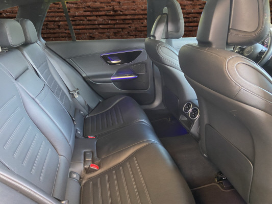 [all]12 Monate Garantie / Gratisservice 10 Jahre oder 100'000 Km ab 1.Inv. / zzgl. Ablieferungspauschale CHF 540.-[/all]


[all]

[/all]&nbsp; AMG Hintere Stossstange mit Diffusoroptik und schwarzen EinlagenAMG LineAMG Seitenverkleidungen in FahrzeugfarbeAMG Vordere Stossstange mit sportlichen Lufteinl&auml;ssen und ChromelementenAirbag: Airbag Fahrer und BeifahrerAirbag: Seitenairbag f&uuml;r Fahrer und BeifahrerAirbag: Window-Kopfairbags f&uuml;r Fahrer, BeifahrerAntiblockiersystem (ABS)Assist: Aktiver BremssassistentAssist: Aktiver Spurhalte-AssistentAssist: Elektronisches Stabilit&auml;ts-Programm (ESP)Assist: Scheibenwischerbl&auml;tter mit RegensensorAssist: TempomatDachreling in poliertem AluminiumDekor: Mittelkonsole in HochglanzschwarzDekor: Zierelemente MetallstrukturDoppelcupholderEASY-PACK-HeckklappeFahrwerk: DYNAMIC SELECTGetriebe: 9G-TRONIC AutomatikIntegrierter Startergenerator der zweiten GenerationKEYLESS GO Start FunktionLackierung: Uni-Lackierung PolarweissLaderaumabdeckung inklusive EASY-PACK SicherheitsnetzMERCEDES-BENZ MOBILIT&Auml;TMERCEDES-SWISS-INTEGRALMedia: MBUX MultimediasystemMedia: Media Display (11,9 Zoll)Paket: Advantage-PaketPaket: BasispaketPaket: Innenraumlicht-PaketPolster: ARTICO/DINAMICA schwarzPowerdomes auf MotorhaubeRemote ServicesR&auml;der: AMG 18'' Leichtmetallr&auml;der im 5-Speichen-DesignServolenkung geschwindigkeitsabh&auml;ngig Assist: Verkehrszeichen-AssistentDachhimmel schwarzDekor: Aluminium schwarz offenporig, Zierelemente HolzPaket: Fahrassistenz-Paket PlusAssist: Aktive Abstands-Assistent DISTRONICAssist: PRE-SAFE Impuls SeiteAssist: PRE-SAFE SystemPaket: Premium-Executive-PaketPaket: Premium-PaketPaket: Sport-Paket BlackAMG Frontsch&uuml;rze mit Zierelementen (Fl&uuml;ge) in HochglanzschwarzAussenspiegelgeh&auml;use in HochglanzschwarzDiamantgrill mit Pins in Silber und Einzellamelle in Hochglanzschwarz lackiertHintere Stossstange mit Zierelementen (Fl&uuml;ge) in HochglanzschwarzPanorama-SchiebedachPolster: Leder schwarz