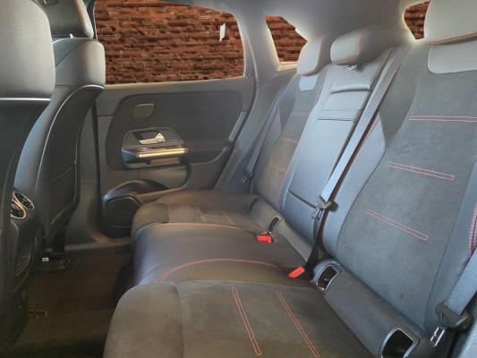 [all]12 Monate Garantie / Gratisservice 10 Jahre oder 100'000 Km ab 1.Inv. / zzgl. Ablieferungspauschale CHF 540.-[/all]


[all]

[/all]&nbsp; Airbag: Airbag Fahrer und BeifahrerAirbag: Seitenairbag f&uuml;r Fahrer und BeifahrerAirbag: Window-Kopfairbags f&uuml;r Fahrer, BeifahrerAmbientebeleuchtungAntiblockiersystem (ABS)Assist: Aktiver BremssassistentAssist: Aktiver Spurhalte-AssistentAssist: Elektronisches Stabilit&auml;ts-Programm (ESP)Assist: Geschwindigkeitslimit-AssistentAssist: R&uuml;ckfahrkameraAssist: Vorr&uuml;stung f&uuml;r OrtungsdienstDachreling in poliertem AluminiumDoppelcupholderEASY-PACK-HeckklappeFahrzeugschl&uuml;ssel: 2 silberfarbenGleichstrom-Ladesystem (DC-Laden) mit 110 kWLackierung: Uni-Lackierung PolarweissLadekabel f&uuml;r Industriesteckdose, 5m, glattLadekabel f&uuml;r Wallbox und &ouml;ffentliche Ladestationen, 5 m, glatt, 11 kWLicht: Adaptiver Fernlicht-Assistent PlusLicht: LED High Performance-ScheinwerferMERCEDES-BENZ MOBILIT&Auml;TMERCEDES-SWISS-INTEGRALMedia: Digitales Radio (DAB)Media: MBUX Multimediasystem mit zwei 7,25-Zoll-MediadisplaysMedia: Vorr&uuml;stung f&uuml;r das Fahrzeug-SetupPaket: Komfort-PaketPaket: Laderaum-PaketPaket: Licht- und SichtpaketPolster: Ledernachbildung ARTICO/Mikrofaser DINAMICA schwarzR&auml;der: TIREFITServolenkungVorr&uuml;stung f&uuml;r IONITYVorr&uuml;stung f&uuml;r Mercedes me ChargeWechselstromsystem (AC-Laden) Lackierung: Uni-Lackierung SchwarzPaket: Premium-PaketMedia: Kabelloses Ladesystem f&uuml;r mobile Ger&auml;teMedia: MBUX Augmented Reality f&uuml;r NavigationMedia: Soundsystem AdvancedPaket: Advantage-PaketPaket: KEYLESS-GO-PaketSitze: Sitzheizung f&uuml;r Fahrer und Beifahrer