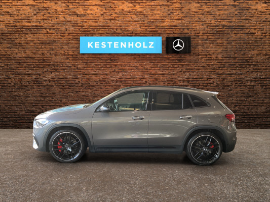 [all]12 Monate Garantie / Gratisservice 10 Jahre oder 100'000 Km ab 1.Inv. / zzgl. Ablieferungspauschale CHF 540.-[/all]


[all]

[/all]&nbsp; AMG Abgasanlage mit 2 runden, hochgl&auml;nzend verchromten DoppelendrohrblendenAMG Driver's PackageAMG Front- und Hecksch&uuml;rzeAMG Track PaceAirbag: Airbag Beifahrer deaktivierbarAirbag: Airbag Fahrer und BeifahrerAirbag: Head-/Thorax-SidebagsAirbag: Knie-Airbag f&uuml;r FahrerAirbag: Seitenairbag f&uuml;r Fahrer und BeifahrerAntiblockiersystem (ABS)Assist: Aktiver BremssassistentAssist: Aktiver Spurhalte-AssistentAssist: TEMPOMAT mit LimiterDekor: Zierelemente mit CarbonstrukturECO Start-Stopp-FunktionElektronisches Stabilit&auml;ts-Programm (ESP)Erste-Hilfe-Kasten und WarndreieckFahrzeugschl&uuml;ssel mit dekorativer ChromeinfassungGarantie: MERCEDES-SWISS-INTEGRALGep&auml;cknetz im BeifahrerfussraumGetriebe: 8-Stufen-Automat AMG SPEEDSHIFT DCTKEYLESS GO Start FunktionKlima: Klimatisierungsautomatik THERMOTRONICLackierung: Uni-Lackierung PolarweissLenkrad: AMG LenkradtastenLenkrad: AMG Performance Lenkrad in Leder Nappa/Microfaser DINAMICALicht: LED High Performance-ScheinwerferMERCEDES-BENZ MOBILIT&Auml;TMERCEDES-SWISS-INTEGRALMedia: Digitales Radio (DAB)Paket: Advantage-PaketPaket: Park-Paket mit R&uuml;ckfahrkameraPolster: Ledernachbildung ARTICO/Mikrofaser DINAMICARegensensor f&uuml;r Scheibenwischer vorneReifendruck-KontrollanzeigeRemote ServicesR&auml;der: AMG Leichtmetallr&auml;der 20" im 5-Doppelspeichen-DesignServolenkung geschwindigkeitsabh&auml;ngigTIREFIT mit Reifenf&uuml;llkompressor Airbag: Seitenairbags hintenAssist: VerkehrszeichenerkennungDekor: Zierelemente Aluminium mit L&auml;ngsschliff hellEASY-PACK-HeckklappeLackierung: Metallic-LackierungMedia: Kabelloses Ladesystem f&uuml;r mobile Endger&auml;teMedia: Konnektivit&auml;ts-Paket NavigationMedia: FestplattennavigationMedia: Vorr&uuml;stung f&uuml;r NavigationsdienstePaket: AMG Sport-Paket BlackDachreling schwarzW&auml;rmed&auml;mmendes Glas, ab B-S&auml;ule dunkel get&ouml;ntPaket: ENERGIZING PaketPaket: Fahrassistenz-Paket ohne PRE-SAFEAssist: Aktiver Geschwindigkeitslimit-AssistentAssist: Aktiver Lenk-AssistentAssist: Aktiver Park-Assistent mit DISTRONICAssist: Aktiver Spurwechsel-AssistentAssist: Automatische Wiederanfahrt im StauAssist: Streckenbasierte GeschwindigkeitsanpassungPaket: MBUX Innovations-PaketMBUX Interieur-AssistentMedia: Head-Up DisplayPaket: Park-Paket mit 360&deg; -KameraAssist: 360-KameraAssist: Aktiver Parkassistent inkl. PARKTRONICPaket: Premium-Plus-PaketBeleuchtete Einstiegsleisten mit Mercedes-Benz Schriftzug und WechselcoverLicht: Adaptiver Fernlicht-Assistent PlusLicht: Ambientebeleuchtung Multi-ColourLicht: MULTIBEAM LED ScheinwerferMedia: Burmester Surround SoundsystemMedia: FestplattennavigationMedia: Media-DisplayMedia: Soundsystem AdvancedPaket: KEYLESS-GO Komfort-PaketPaket: Memory-PaketPaket: Park-Paket mit R&uuml;ckfahrkameraPaket: Spiegel-PaketPanorama-SchiebedachSitze: 4-Wege-Lordosenst&uuml;tzeSitze: Beifahrersitz elektrisch verstellbar mit Memory-FunktionSitze: Sitzheizung f&uuml;r Fahrer und BeifahrerVolldigitales Instrumenten-DisplaySitze: Fondsitze l&auml;ngs verstellbarSitze: Mittelarmlehne hintenSitze: Sportsitze vorneSitze: Vordersitze klimatisiert
