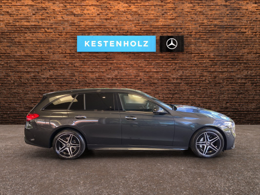 [all]12 Monate Garantie / Gratisservice 10 Jahre oder 100'000 Km ab 1.Inv. / zzgl. Ablieferungspauschale CHF 540.-[/all]


[all]

[/all]&nbsp; AMG Hintere Stossstange mit Diffusoroptik und schwarzen EinlagenAMG LineAMG Seitenverkleidungen in FahrzeugfarbeAMG Vordere Stossstange mit sportlichen Lufteinl&auml;ssen und ChromelementenAirbag: Airbag Fahrer und BeifahrerAirbag: Seitenairbag f&uuml;r Fahrer und BeifahrerAirbag: Window-Kopfairbags f&uuml;r Fahrer, BeifahrerAntiblockiersystem (ABS)Assist: Aktiver BremssassistentAssist: Aktiver Spurhalte-AssistentAssist: Elektronisches Stabilit&auml;ts-Programm (ESP)Assist: Scheibenwischerbl&auml;tter mit RegensensorAssist: TempomatDachreling in poliertem AluminiumDekor: Mittelkonsole in HochglanzschwarzDekor: Zierelemente MetallstrukturDoppelcupholderEASY-PACK-HeckklappeFahrwerk: DYNAMIC SELECTGetriebe: 9G-TRONIC AutomatikIntegrierter Startergenerator der zweiten GenerationKEYLESS GO Start FunktionLackierung: Uni-Lackierung PolarweissLadekabel f&uuml;r Haushaltssteckdose, 5 m, glattLaderaumabdeckung inklusive EASY-PACK SicherheitsnetzMERCEDES-BENZ MOBILIT&Auml;TMERCEDES-SWISS-INTEGRALMedia: MBUX MultimediasystemMedia: Media Display (11,9 Zoll)Paket: Advantage-PaketPaket: BasispaketPaket: Innenraumlicht-PaketPolster: ARTICO/DINAMICA schwarzPowerdomes auf MotorhaubeRemote ServicesR&auml;der: AMG 18'' Leichtmetallr&auml;der im 5-Speichen-DesignServolenkung geschwindigkeitsabh&auml;ngigWechselstrom-Ladesystem 11 kW. Anh&auml;ngevorrichtung mit ESP Anh&auml;ngerstabilisierungAssist: Verkehrszeichen-AssistentDachhimmel schwarzDekor: Linienstruktur anthrazit, Zierelemente Holz LindeLackierung: Metallic-LackierungMedia: Erweitertes SoundsystemPaket: Fahrassistenz-Paket PlusAssist: Aktive Abstands-Assistent DISTRONICAssist: PRE-SAFE Impuls SeiteAssist: PRE-SAFE SystemPaket: Premium-Plus-Executive-PaketPaket: Premium-Plus-PaketPanorama-SchiebedachPolster: Leder schwarzWindschutzscheibenwaschanlage, beheizt
