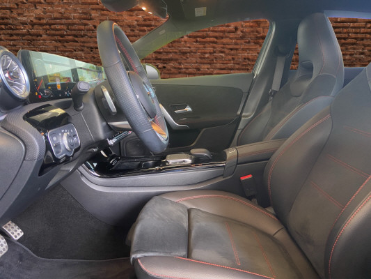 [all]12 Monate Garantie / Gratisservice 10 Jahre oder 100'000 Km ab 1.Inv. / zzgl. Ablieferungspauschale CHF 540.-[/all]


[all]

[/all]&nbsp; AMG Leichtmetallr&auml;der im 5-Doppelspei-Ablagen in den T&uuml;renAirbag: Airbag Fahrer und BeifahrerAirbag: Automatische Beifahrerairbag-AbschaltungAirbag: Knie-Airbag f&uuml;r FahrerAirbag: Seitenairbag f&uuml;r Fahrer und BeifahrerAirbag: Window-KopfairbagsAntiblockiersystem (ABS)Antriebsschlupfregelung (ASR)Assist: Aktiver BremssassistentAssist: NotrufsystemAssist: SpurhalteassistentAssist: Transparente MotorhaubeAssist:Reifendruck-KontrollanzeigeAssist:Tempomat mit variabler Geschwindigkeits-Auspuffblende, verchromtAussenspiegel in HochglanzschwarzBremsassistent (BAS)BremsbelagverschleissDYNAMIC SELECT SchalterDekor: Bordkantenzierstab in ChromDekor: Dachhimmel schwarzDiamantgrillDoppelcupholder vorneDrittes Bremslicht LEDECO Start-Stopp-FunktionEinstiegsschienen vorne mit LogoElektronisches Stabilit&auml;ts-Programm (ESP)Getriebe: Sequentielles 7-Gang-Getriebe mitHeckscheibenheizungHeckscheibenwischerH&ouml;henverstellbare Gurten vorneKEYLESS GO Start FunktionKatalysator geregeltKlima:Klimatisierungsautomatik THERMOTRONICKomfortfahrwerk mit TieferlegungKommunikationsmodulK&uuml;hlergrill schwarz gl&auml;nzendLackierung: Uni-LackierungLenkrad:Multifunktions-Sportlenkrad in Leder NappaLicht: LED Blinker im AussenspiegelLicht: LED High Performance-ScheinwerferLicht: LED-TagfahrlichtLicht: NebelschlussleuchteLicht:Adaptives BremslichtLicht:HalogenscheinwerferMake up-Spiegel linksMake up-Spiegel rechtsMedia: Digitaler Radioempfang (DAB/DAB+)Polster: Ledernachbildung ARTICO/Stoff zweifarbigRegensensor f&uuml;r Scheibenwischer vorneR&auml;der:Reifenreparatur-Set mit KompressorScheibenwischer vorne mit IntervallSeitenschwellerverkleidung in Wagen-Servolenkung geschwindigkeitsabh&auml;ngigSitzbelegungserkennung f&uuml;r BeifahrersitzSitze: 3-Punkt-Sicherheitsgurte auf allen Pl&auml;tzenSitze:Gurtstraffer vorneSitze:ISOFIX-Befestigungspunkte f&uuml;r KindersitzSitze:Komfortsitze vorneSitze:Kopfst&uuml;tzen hinten h&ouml;henverstellbarSitze:Sportsitze vorneSteckdose 12-Volt- vorneStossstangen in WagenfarbeTouchpadT&uuml;rgriffe aussen in WagenfarbeWegfahrsperre elektronischW&auml;rmed&auml;mmendes Glas, ab B-S&auml;ule dunkel get&ouml;ntZentralverriegelung mit Fernbedienung und automatischer T&uuml;rverriegelung