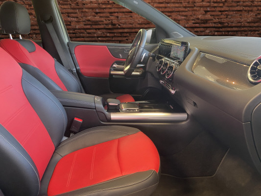 [all]12 Monate Garantie / Gratisservice 10 Jahre oder 100'000 Km ab 1.Inv. / zzgl. Ablieferungspauschale CHF 540.-[/all]


[all]

[/all]&nbsp; AMG EinstiegleistenAirbag: Airbag Fahrer und BeifahrerAirbag: Automatische Beifahrerairbag-AbschaltungAirbag: Knie-Airbag f&uuml;r FahrerAntiblockiersystem (ABS)Assist: Aktiver BremssassistentAssist: Aktiver Spurhalte-AssistentAssist: Mercedes-Benz NotrufsystemAssist: TEMPOMAT mit LimiterAssist: Vorr&uuml;stung f&uuml;r ferngesteuerte Fahrzeug&uuml;berwachungDYNAMIC SELECTDekor: Innenhimmel Stoff schwarzDekor: Zierelemente SpiraloptikDoppelcupholder vorneEASY-PACK-HeckklappeElektronisches Stabilit&auml;ts-Programm (ESP)Erste-Hilfe-Kasten und WarndreieckFahrwerk: KomfortfahrwerkFussmatten VeloursGarantie: MERCEDES-SWISS-INTEGRAL PaketGep&auml;cknetz an Fahrer- und BeifahrersitzlehneGetriebe: Automatisches Doppelkupplungsgetriebe 7G-DCTKlima: Klimatisierungsautomatik THERMOTRONICK&uuml;hlerverkleidung mit zwei silberfarben lackierten EinzellamellenLackierung: Uni-Lackierung PolarweissLenkrad: Multifunktions-Sportlenkrad in LederLicht- und SichtpaketLicht: Drittes BremslichtLicht: LED High Performance-ScheinwerferMERCEDES-BENZ MOBILIT&Auml;TMERCEDES-SWISS-INTEGRALMedia: Digitaler Radioempfang (DAB/DAB+)Media: TouchpadMedia: USB-Schnittstelle im Ablagefach und 2 USB-Schnittstellen in der Mittelkonsole hintenMedia: Vorr&uuml;stung f&uuml;r FahrzeugfernsteuerungPaket: Laderaum-PaketPaket: Licht- und SichtpaketPaket: Night-Paket (Sport-Paket Black) f&uuml;r ProgressivePolster: Polster Ledernachbildung ARTICO/Stoff Fl&eacute;ronRegensensor f&uuml;r Scheibenwischer vorneReifendruck-KontrollanzeigeRemote ServicesR&auml;der: Leichtmetallr&auml;der im 5-Doppelspeichen-Design 18JR&auml;der: Reifenreparatur-Set (Tire Fit)R&auml;der: SommerreifenSitze: Komfortsitze vorneSitze: R&uuml;cksitzlehne geteilt abklappbarSitze:Komfortsitze Fahrer/BeifahrerSonnenblende Fahrer und Beifahrerseite mit beleuchtetem SpiegelSteckdose im KofferraumTreibstofftank 51LVeloursfussmattenVorr&uuml;stung f&uuml;r die &Uuml;bergabe des digitalen Schl&uuml;ssels Ablagefach mit Rollo in MittelkonsoleEntfall Typenbezeichnung auf HeckdeckelLackierung: Metallic-LackierungPaket: Advantage-PaketMedia: 10-Zoll-Media-DisplayMedia: FestplattennavigationPaket: Park-Paket mit R&uuml;ckfahrkamera inkl.Paket: Spiegel-PaketPaket: Spiegel-PaketInnenspiegel und Aussenspiegel links automatisch abblendendPolster: Polster Leder zweifarbigSitze: 4-Wege-Lordosenst&uuml;tzeSitze: Vordersitze heizbar