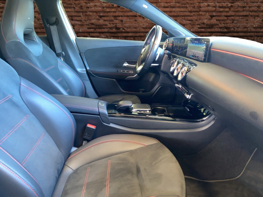 [all]12 Monate Garantie / Gratisservice 10 Jahre oder 100'000 Km ab 1.Inv. / zzgl. Ablieferungspauschale CHF 540.-[/all]


[all]

[/all]&nbsp; AMG Hecksch&uuml;rze mit Chromzierelement und sichtbaren EndrohrblendenAMG VeloursfussmattenAirbag: Airbag Fahrer und BeifahrerAirbag: Automatische Beifahrerairbag-AbschaltungAirbag: Knie-Airbag f&uuml;r FahrerAirbag: Sidebags f&uuml;r Fahrer und Beifahrer (kombinierte Thorax-Pelvis-Airbags)Airbag: Window-KopfairbagsAntiblockiersystem (ABS)Assist: Aktiver BremssassistentAssist: Aktiver Spurhalte-AssistentAssist: Mercedes-Benz NotrufsystemAssist: R&uuml;ckfahrkameraAssist: TEMPOMAT mit LimiterDYNAMIC SELECTDoppelcupholder vorneElektronisches Stabilit&auml;ts-Programm (ESP) mit Antriebsschlupfregel ASRErste-Hilfe-Kasten und WarndreieckGarantie: MERCEDES-SWISS-INTEGRAL PaketGetriebe: Automatisches Doppelkupplungsgetriebe 7G-DCTKlima: Klimatisierungsautomatik THERMATICLicht- und SichtpaketMERCEDES-BENZ MOBILIT&Auml;TMERCEDES-SWISS-INTEGRALMedia: Kommunikationsmodul (LTE) zur Nutzung von Mercedes me connect DienstenMedia: TouchpadMedia: Vorr&uuml;stung f&uuml;r digitales RadioParameterlenkungPolster: Ledernachbildung ARTICO/Mikrofaser DINAMICARegensensor f&uuml;r Scheibenwischer vorneReifendruck-KontrollanzeigeRemote ServicesR&auml;der: AMG Leichtmetallr&auml;der im 5-Doppelspeichen Design 18JR&auml;der: Reifenreparatur-Set (Tire Fit)Sitze: Vordersitze manuell verstellbar Assist: VerkehrszeichenerkennungDachhimmel schwarzEntfall Typenbezeichnung auf HeckdeckelGep&auml;cktrennnetzInnenspiegel und Aussenspiegel links automatisch abblendendKlima: Klimatisierungsautomatik THERMOTRONICLackierung: Metallic-LackierungLicht: Adaptiver Fernlicht-Assistent PlusMedia: Smartphone-IntergrationPaket: Fahrassistenz-Paket ohne PRE-SAFEAssist: Aktiver Geschwindigkeitslimit-AssistentAssist: Aktiver Lenk-AssistentAssist: Aktiver Spurwechsel-AssistentAssist: Streckenbasierte GeschwindigkeitsanpassungPaket: Laderaum-PaketPaket: Premium-Plus-PaketMedia: 10-Zoll-Media-DisplayPaket: KEYLESS-GO Komfort-PaketPaket: Spiegel-PaketPaket: Spiegel-PaketPaket: Sport-Paket Black f&uuml;r AMG LineAussenspiegel in HochglanzschwarzDiamantgrill mit verchromten Pins und LamelleSitze: Mittelarmlehne hintenSitze: R&uuml;cksitzlehne geteilt abklappbarVorbereitung f&uuml;r Anh&auml;ngevorrichtungW&auml;rmed&auml;mmendes Glas, ab B-S&auml;ule dunkel get&ouml;nt