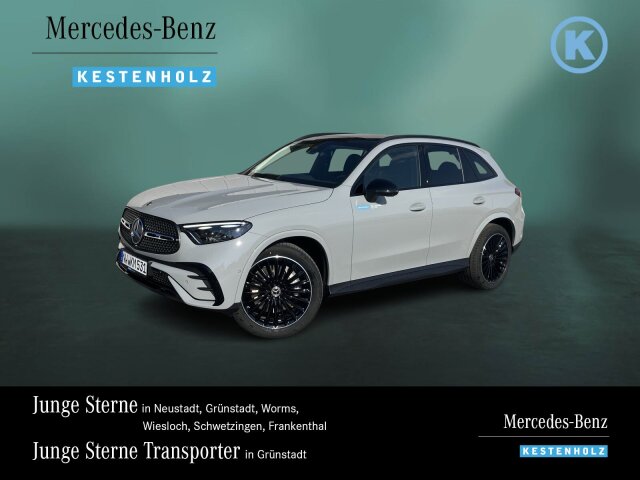 Interne Fahrzeugnr.:: 0923782Ausstattungslinien und -Pakete:  Ablage-Paket,   Advanced-Plus-Paket mit  Digitalen Extras,   AMG Line Advanced Plus,   AMG Line Exterieur,   AMG Line Interieur,   AMG Line Sportsitz-Paket,   AMG Styling,   Chrom-Paket Exterieur,   Chrom-Paket Interieur,   Edition AMG-Line,   Innenraum-Lichtpaket,   Kofferraumkomfort-Paket,   Memory-Paket,   Night-Paket,   Park-Paket mit 360 Grad-Kamera,   Spiegel-Paket,   USB-PaketExterieur:  20" AMG Leichtmetallräder im Vielspeichen-Design,   ABGASANLAGE MIT 3-SENSOREN PAKET,   Abgasanlage mit DPF Generation 2.0,   AIRPANEL,   AMG DYNAMIC SELECT,   Anhängevorrichtung mit ESP® Anhängerstabilisierung,   Außenspiegel elektrisch anklappbar,   Bremsanlage mit größeren Bremsscheiben an der Vorderachse,   Dachreling schwarz,   Diesel-Abgasreinigung mit SDPF,   Diesel-Abgasreinigungsanlage BlueTEC SCR Generation 4,   DIGITAL LIGHT,   Einstiegsleisten mit "Mercedes-Benz" Schriftzug, beleuchtet und mit Wechselcover,   Fahrzeug mit Linkslenkung,   Hybrid Antrieb mit 48-Volt-Technologie,   Identifikationsschild mit VIN-Nummer,   Integrierter Starter Generator Generation 2,   LEISTUNGSKLASSE MOTOR UNTER 151KW,   Produktschutz Teilschutz,   PTC-Zuheizer 48V,   Radgröße 20" Mischbereifung Variante 1,   Radlaufverbreiterung,   Radlaufverkleidungen in Wagenfarbe,   Scheibenwischer mit Regensensor,   Speed+ - Loadindex 105W XL + 108W XL,   Sportlicher Motorsound,   Steuer-Code - Funktion GSR-ISA,   Steuercode Umstellung WLTP mit RDE,   Steuercode Vertrieb,   Teleskopierbare Gelenkwelle,   Transparente Motorhaube,   Umfeldbeleuchtung mit Projektion des Markenlogos,   Vorrüstung für Projektionsfunktion Animationen,   Vorrüstung für Projektionsfunktion Symbole,   Wegfall Typkennzeichen auf Kofferraumdeckel,   Wärmedämmend dunkel getöntes GlasInterieur:  4-Wege-Lordosenstütze,   Ambientebeleuchtung,   AMG Fußmatten,   Bedienungsanleitung und Serviceinformation - deutsch,   Doppelcupholder,   Durchlademöglichkeit,   EASY-PACK Laderaumabdeckung,   Innenhimmel Stoff kristallgrau,   Innenspiegel automatisch abblendend,   Instrumententafel und Bordkanten in Ledernachbildung ARTICO in Nappaoptik,   Klimaanlage ohne Diffus,   Klimatisierungsautomatik THERMATIC,   Mittelkonsole Metallstruktur,   Serviceintervall 25.000 km,   Sitzheizung für Fahrer und Beifahrer,   Sportsitze,   Steckdose im Kofferraum,   Wendematte Kofferraum in Schwarz,   Zierelemente MetallstrukturMultimedia:  3 Jahre kostenfreie Karten-Updates,   Ambientebeleuchtung Plus,   Android Auto,   Apple CarPlay,   Burmester® 3D-Surround-Soundsystem,   Digitales Extra: Erweiterte Funktionen MBUX,   Digitales Extra: MBUX Navigation Premium,   Digitales Extra: Remote Services,   Digitales Extra: Smartphone Integration,   Digitales Extra: Vorrüstung für Live Traffic Information,   Digitales Extra: Vorrüstung für Navigationsdienste,   Digitales Radio,   Fahrerdisplay,   Festplatten-Navigation,   Headunit Länderset für ECE (NTG 7),   Kabelloses Ladesystem für mobile Endgeräte vorn,   Kommunikationsmodul (5G) für die Nutzung von Digitalen Extras,   MBUX Multimediasystem,   Mercedes-Benz Notrufsystem,   Soundpersonalisierung,   Sprache Kombiinstrument - deutsch,   Techn. Kommunikationsmodulvariante für ECE,   Vorrüstung für digitales Radio,   ZentraldisplayKomfort und Umwelt:  9G-TRONIC,   360°-Kamera,   Abgasreinigung EURO 6 Technik,   Adaptiver Fernlicht-Assistent Plus,   AGILITY CONTROL Fahrwerk mit selektivem Dämpfungssystem,   Aktiver Park-Assistent mit PARKTRONIC,   Aktiver Spurhalte-Assistent,   Digitales Extra: Verkehrszeichen-Assistent,   Easy-Pack Heckklappe,   i-Size Kindersitzbefestigung,   KEYLESS-GO Start-Funktion,   Multifunktions-Sportlenkrad in Leder Nappa,   Panorama-Schiebedach,   Passive Personenanwesenheitserinnerung,   Totwinkel-Assistent,   Vordersitz links elektrisch verstellbar mit Memory-Funktion,   Vordersitz rechts elektrisch verstellbar mit Memory-Funktion,   Vorrüstung für DISTRONICSicherheit:  Aktiver Brems-Assistent,   Automatische Beifahrerairbag-Abschaltung,   Deaktivierung Schließrückmeldung über Fanfare,   Digitales Extra: Aktiver Abstands-Assistent DISTRONIC,   Fahrerbeobachtungskamera,   Fingerabdrucksensor,   Fondgurt-Statusanzeige im Instrumenten-Display,   Mittenairbag,   Rating Länderset EURO-NCAP,   Reifendruckkontrolle (RDK),   TIREFIT,   Warnweste für FahrerZustand/Papiere:  COC-Papier EU6 mit Zulassungsbescheinigung Teil IIWeiteres: Fahrzeug mit Haltedauer! Abgabe frühestens 90 Tage nach Erstzulassung! Kältemittel 1234yf,   LAND-SAMMLER FUER RED-ZERTIFIZIERUNG F. HU ECE,   Modelljahrcode,   Rohbaulaststufe 1.