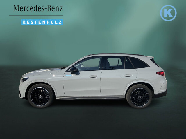Interne Fahrzeugnr.:: 0923782Ausstattungslinien und -Pakete:  Ablage-Paket,   Advanced-Plus-Paket mit  Digitalen Extras,   AMG Line Advanced Plus,   AMG Line Exterieur,   AMG Line Interieur,   AMG Line Sportsitz-Paket,   AMG Styling,   Chrom-Paket Exterieur,   Chrom-Paket Interieur,   Edition AMG-Line,   Innenraum-Lichtpaket,   Kofferraumkomfort-Paket,   Memory-Paket,   Night-Paket,   Park-Paket mit 360 Grad-Kamera,   Spiegel-Paket,   USB-PaketExterieur:  20" AMG Leichtmetallräder im Vielspeichen-Design,   ABGASANLAGE MIT 3-SENSOREN PAKET,   Abgasanlage mit DPF Generation 2.0,   AIRPANEL,   AMG DYNAMIC SELECT,   Anhängevorrichtung mit ESP® Anhängerstabilisierung,   Außenspiegel elektrisch anklappbar,   Bremsanlage mit größeren Bremsscheiben an der Vorderachse,   Dachreling schwarz,   Diesel-Abgasreinigung mit SDPF,   Diesel-Abgasreinigungsanlage BlueTEC SCR Generation 4,   DIGITAL LIGHT,   Einstiegsleisten mit "Mercedes-Benz" Schriftzug, beleuchtet und mit Wechselcover,   Fahrzeug mit Linkslenkung,   Hybrid Antrieb mit 48-Volt-Technologie,   Identifikationsschild mit VIN-Nummer,   Integrierter Starter Generator Generation 2,   LEISTUNGSKLASSE MOTOR UNTER 151KW,   Produktschutz Teilschutz,   PTC-Zuheizer 48V,   Radgröße 20" Mischbereifung Variante 1,   Radlaufverbreiterung,   Radlaufverkleidungen in Wagenfarbe,   Scheibenwischer mit Regensensor,   Speed+ - Loadindex 105W XL + 108W XL,   Sportlicher Motorsound,   Steuer-Code - Funktion GSR-ISA,   Steuercode Umstellung WLTP mit RDE,   Steuercode Vertrieb,   Teleskopierbare Gelenkwelle,   Transparente Motorhaube,   Umfeldbeleuchtung mit Projektion des Markenlogos,   Vorrüstung für Projektionsfunktion Animationen,   Vorrüstung für Projektionsfunktion Symbole,   Wegfall Typkennzeichen auf Kofferraumdeckel,   Wärmedämmend dunkel getöntes GlasInterieur:  4-Wege-Lordosenstütze,   Ambientebeleuchtung,   AMG Fußmatten,   Bedienungsanleitung und Serviceinformation - deutsch,   Doppelcupholder,   Durchlademöglichkeit,   EASY-PACK Laderaumabdeckung,   Innenhimmel Stoff kristallgrau,   Innenspiegel automatisch abblendend,   Instrumententafel und Bordkanten in Ledernachbildung ARTICO in Nappaoptik,   Klimaanlage ohne Diffus,   Klimatisierungsautomatik THERMATIC,   Mittelkonsole Metallstruktur,   Serviceintervall 25.000 km,   Sitzheizung für Fahrer und Beifahrer,   Sportsitze,   Steckdose im Kofferraum,   Wendematte Kofferraum in Schwarz,   Zierelemente MetallstrukturMultimedia:  3 Jahre kostenfreie Karten-Updates,   Ambientebeleuchtung Plus,   Android Auto,   Apple CarPlay,   Burmester® 3D-Surround-Soundsystem,   Digitales Extra: Erweiterte Funktionen MBUX,   Digitales Extra: MBUX Navigation Premium,   Digitales Extra: Remote Services,   Digitales Extra: Smartphone Integration,   Digitales Extra: Vorrüstung für Live Traffic Information,   Digitales Extra: Vorrüstung für Navigationsdienste,   Digitales Radio,   Fahrerdisplay,   Festplatten-Navigation,   Headunit Länderset für ECE (NTG 7),   Kabelloses Ladesystem für mobile Endgeräte vorn,   Kommunikationsmodul (5G) für die Nutzung von Digitalen Extras,   MBUX Multimediasystem,   Mercedes-Benz Notrufsystem,   Soundpersonalisierung,   Sprache Kombiinstrument - deutsch,   Techn. Kommunikationsmodulvariante für ECE,   Vorrüstung für digitales Radio,   ZentraldisplayKomfort und Umwelt:  9G-TRONIC,   360°-Kamera,   Abgasreinigung EURO 6 Technik,   Adaptiver Fernlicht-Assistent Plus,   AGILITY CONTROL Fahrwerk mit selektivem Dämpfungssystem,   Aktiver Park-Assistent mit PARKTRONIC,   Aktiver Spurhalte-Assistent,   Digitales Extra: Verkehrszeichen-Assistent,   Easy-Pack Heckklappe,   i-Size Kindersitzbefestigung,   KEYLESS-GO Start-Funktion,   Multifunktions-Sportlenkrad in Leder Nappa,   Panorama-Schiebedach,   Passive Personenanwesenheitserinnerung,   Totwinkel-Assistent,   Vordersitz links elektrisch verstellbar mit Memory-Funktion,   Vordersitz rechts elektrisch verstellbar mit Memory-Funktion,   Vorrüstung für DISTRONICSicherheit:  Aktiver Brems-Assistent,   Automatische Beifahrerairbag-Abschaltung,   Deaktivierung Schließrückmeldung über Fanfare,   Digitales Extra: Aktiver Abstands-Assistent DISTRONIC,   Fahrerbeobachtungskamera,   Fingerabdrucksensor,   Fondgurt-Statusanzeige im Instrumenten-Display,   Mittenairbag,   Rating Länderset EURO-NCAP,   Reifendruckkontrolle (RDK),   TIREFIT,   Warnweste für FahrerZustand/Papiere:  COC-Papier EU6 mit Zulassungsbescheinigung Teil IIWeiteres: Fahrzeug mit Haltedauer! Abgabe frühestens 90 Tage nach Erstzulassung! Kältemittel 1234yf,   LAND-SAMMLER FUER RED-ZERTIFIZIERUNG F. HU ECE,   Modelljahrcode,   Rohbaulaststufe 1.