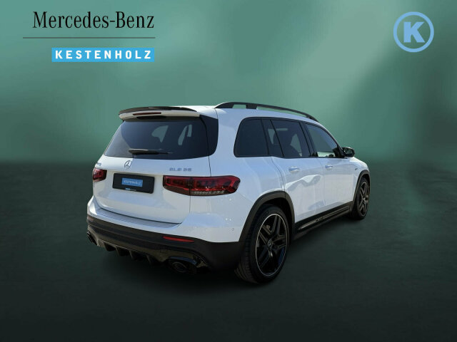 Interne Fahrzeugnr.:: 0923891Ausstattungslinien und -Pakete:  AMG Line,   AMG Night-Paket,   ENERGIZING Paket Plus,   Fahrassistenz-Paket,   Licht- und Sicht-Paket,   MBUX High-End-Paket,   Park-Paket mit 360 Grad-Kamera,   Sitzkomfort-Paket,   Spiegel-PaketExterieur:  50,8 cm (20") AMG Leichtmetallräder im 5-Doppelspeichen-Design,   AMG DYNAMIC SELECT,   AMG Ride Control Fahrwerk,   Außenspiegel elektrisch anklappbar,   Außenspiegel fahrerseitig automatisch abblendend,   Dachreling schwarz,   Kraftstoffbehälter mit größerem Inhalt,   Multibeam LED,   Scheibenwaschanlage beheizt,   Scheibenwischer mit Regensensor,   Wärmedämmend dunkel getöntes GlasInterieur:  4-Wege-Lordosenstütze,   Ablagefach in Mittelkonsole mit Rollo,   Ambientebeleuchtung,   AMG Fußmatten,   Armlehne im Fond,   Bedienungsanleitung und Serviceinformation - deutsch,   designo Sicherheitsgurte rot,   Doppelcupholder,   Gepäcknetz an Fahrer- und Beifahrerlehne,   Innenhimmel Stoff schwarz,   Klimatisierungsautomatik Thermotronic,   Sitzheizung für Fahrer und Beifahrer,   Sitzlehnen im Fond klappbar,   Sonnenblende mit beleuchtetem Make-up-Spiegel,   Sportsitze,   Touchpad,   Zierelemente CarbonstrukturMultimedia:  Advanced Soundsystem,   Android Auto,   Apple CarPlay,   Central Media Display,   Digitales Extra: Erweiterte Funktionen MBUX,   Digitales Extra: Festplatten-Navigation,   Digitales Extra: MBUX Augmented Reality für Navigation,   Digitales Extra: MBUX Navigation Plus,   Digitales Extra: Smartphone Integration,   Digitales Extra: Vorrüstung für Live Traffic Information,   Digitales Extra: Vorrüstung für Navigationsdienste,   Digitales Radio,   GPS-Antenne,   Kabelloses Ladesystem für mobile Endgeräte vorn,   Kommunikationsmodul für die Nutzung von Mercedes connect me Diensten,   MBUX Multimediasystem,   Mercedes-Benz Notrufsystem,   Sprache Kombiinstrument - deutsch,   Techn. Kommunikationsmodulvariante für ECE,   Volldigitales Instrumenten-Display,   Vorrüstung für Car Sharing,   Vorrüstung für digitales Radio,   Vorrüstung für Fahrzeug Monitoring,   Vorrüstung für Fahrzeug SetupKomfort und Umwelt:  Abgasreinigung EURO 6 Technik,   Adaptiver Fernlicht-Assistent Plus,   Aktiver Geschwindigkeitslimit-Assistent,   Aktiver Lenk-Assistent,   Aktiver Park-Assistent mit PARKTRONIC,   Aktiver Spurwechselassistent,   aktive Verstelldämpfung "Normally open",   AMG SPEEDSHIFT DCT 8G,   Digitales Extra: Verkehrszeichen-Assistent,   Direktlenkung,   Easy-Pack Heckklappe,   Erweitertes automatisches Wiederanfahren im Stau,   Fahrersitz elektrisch einstellbar mit Memory-Funktion,   Galvanisierte Lenkradschaltpaddles,   i-Size Kindersitzbefestigung,   Keyless-Go,   Keyless-Go Komfort Paket,   Multifunktions-Sportlenkrad in Leder Nappa,   Ottopartikelfilter,   Panorama-Schiebedach,   Streckenbasierte GeschwindigkeitsanpassungSicherheit:  Aktiver Abstands-Assistent DISTRONIC,   Ausstiegswarnfunktion,   Automatische Beifahrerairbag-Abschaltung,   Fußgängerschutz,   Kneebag,   Lenkradbedienung für Aktiven Abstands-Assistent DISTRONIC,   PRE-SAFE ® -System,   Reifendruckkontrolle (RDK),   Sidebags im FondWeiteres:  Ledernachbildung ARTICO / Mikrofaser MICROCUT Polsterung Ledernachbildung ARTICO / Mikrofaser MICROC,   Modelljahrcode.